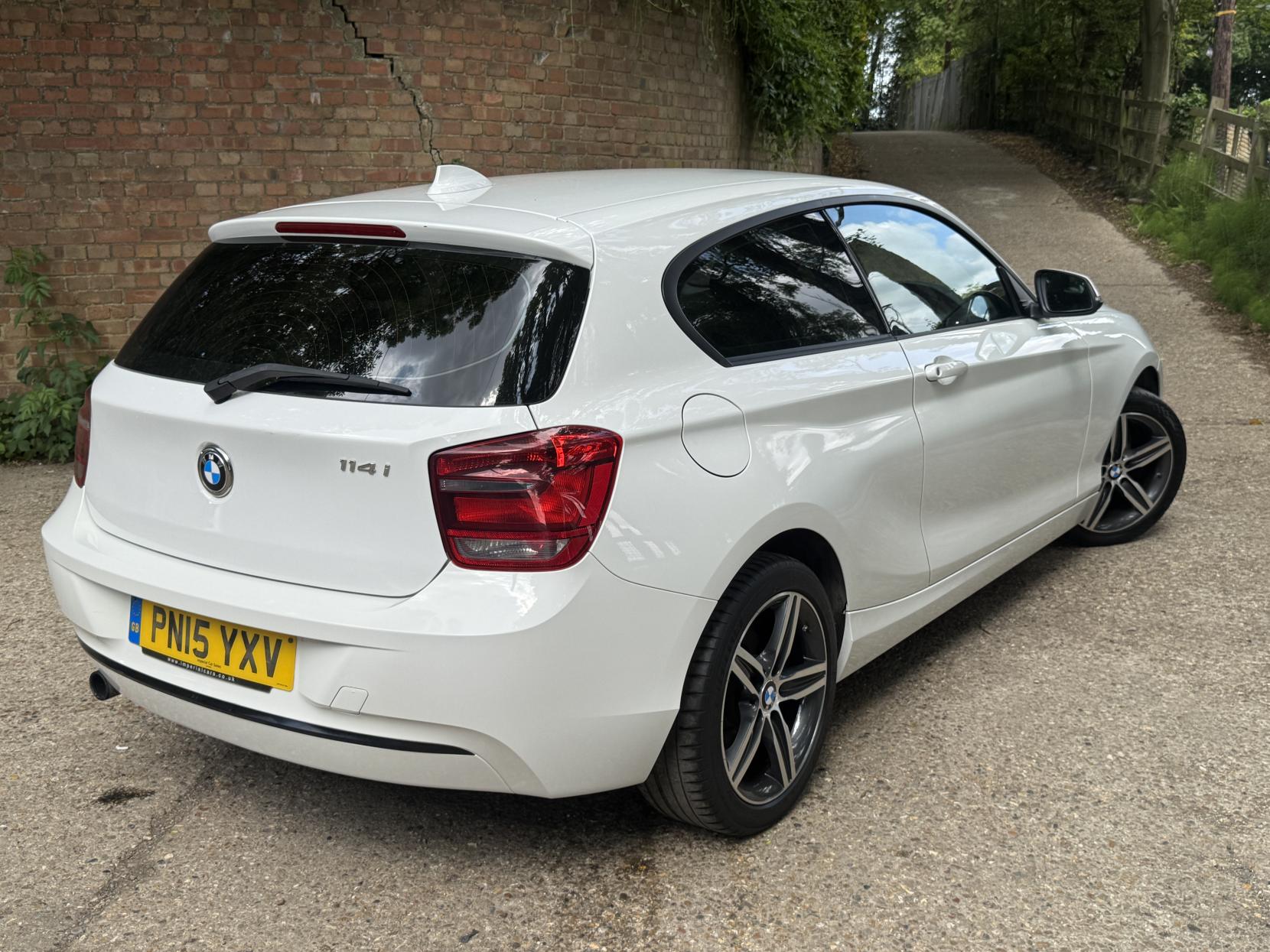 BMW 1 Series 1.6 114i Sport Hatchback 3dr Petrol Manual Euro 6 (s/s) (102 ps)