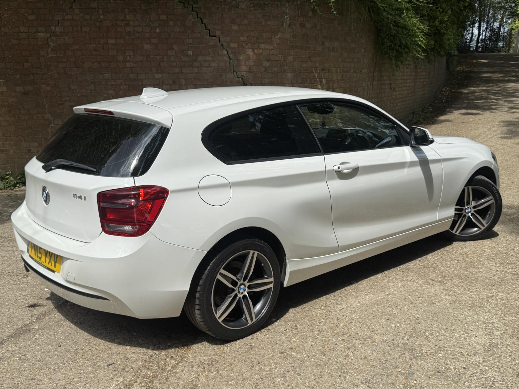 BMW 1 Series 1.6 114i Sport Hatchback 3dr Petrol Manual Euro 6 (s/s) (102 ps)