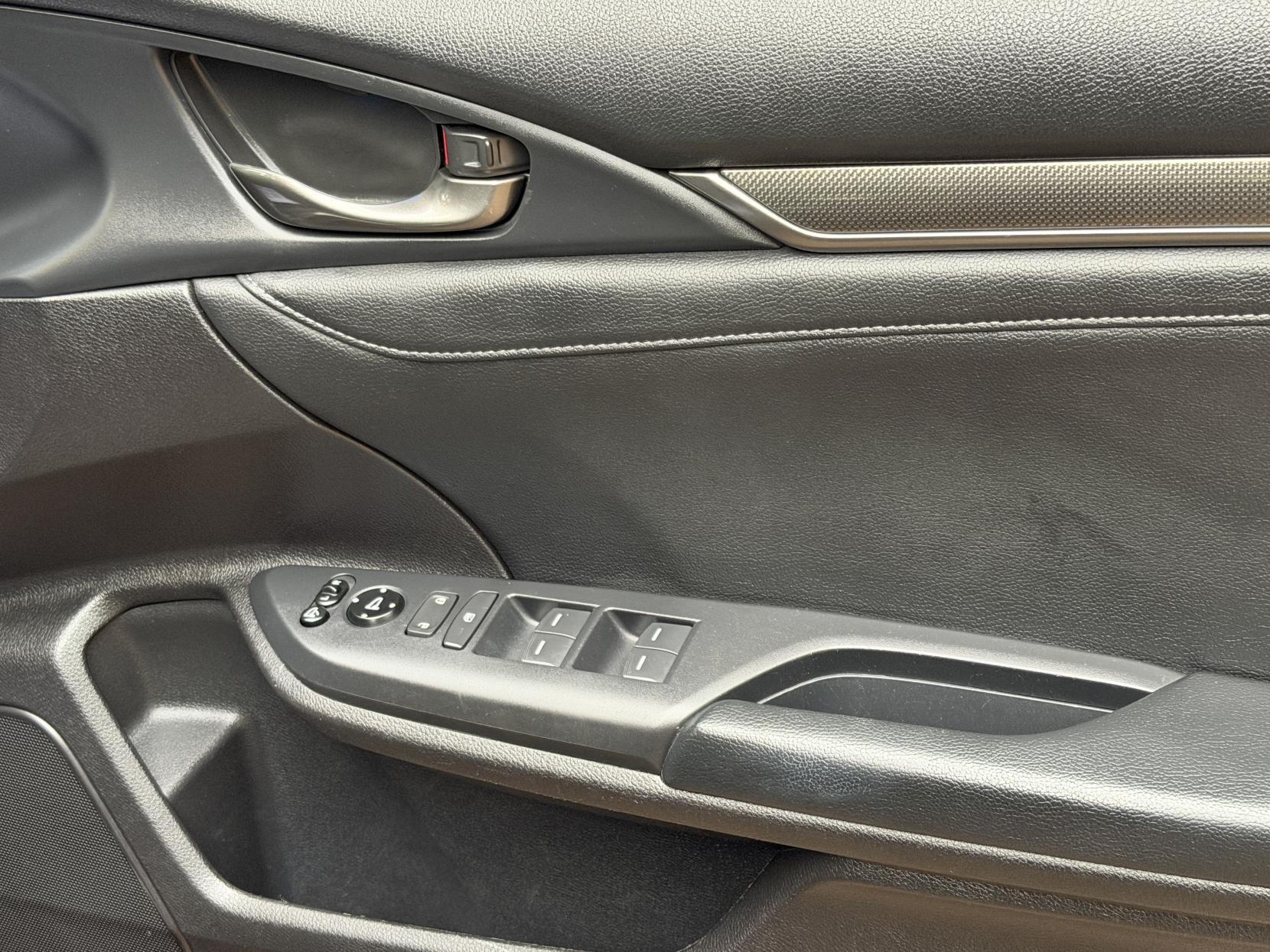 Honda Civic 1.0 VTEC Turbo EX Hatchback 5dr Petrol CVT Euro 6 (s/s) (129 ps)