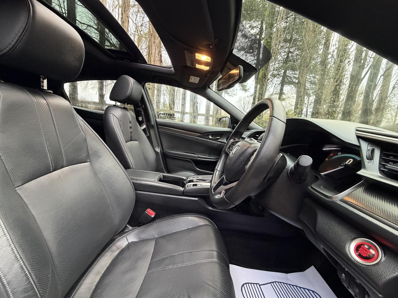 Honda Civic 1.0 VTEC Turbo EX Hatchback 5dr Petrol CVT Euro 6 (s/s) (129 ps)