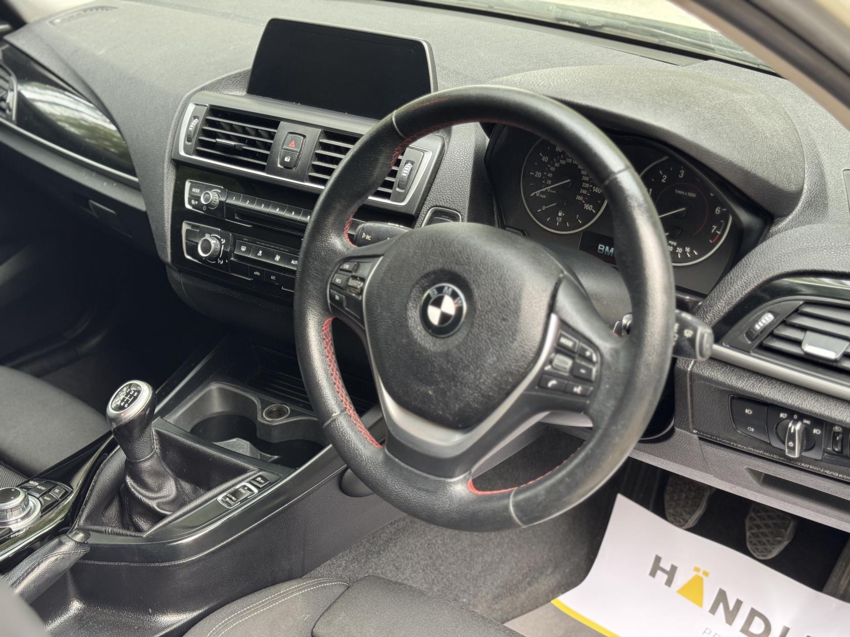 BMW 1 Series 1.5 118i Sport Hatchback 5dr Petrol Manual Euro 6 (s/s) (136 ps)