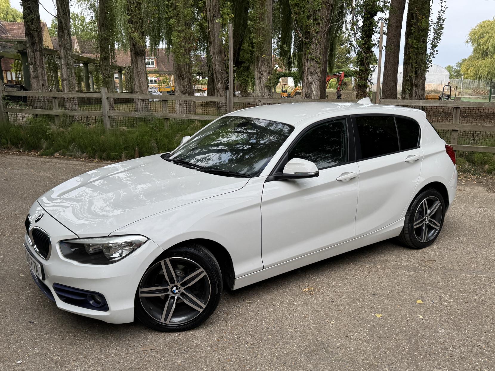 BMW 1 Series 1.5 118i Sport Hatchback 5dr Petrol Manual Euro 6 (s/s) (136 ps)