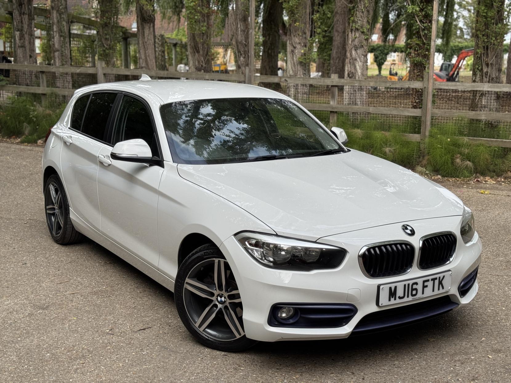 BMW 1 Series 1.5 118i Sport Hatchback 5dr Petrol Manual Euro 6 (s/s) (136 ps)