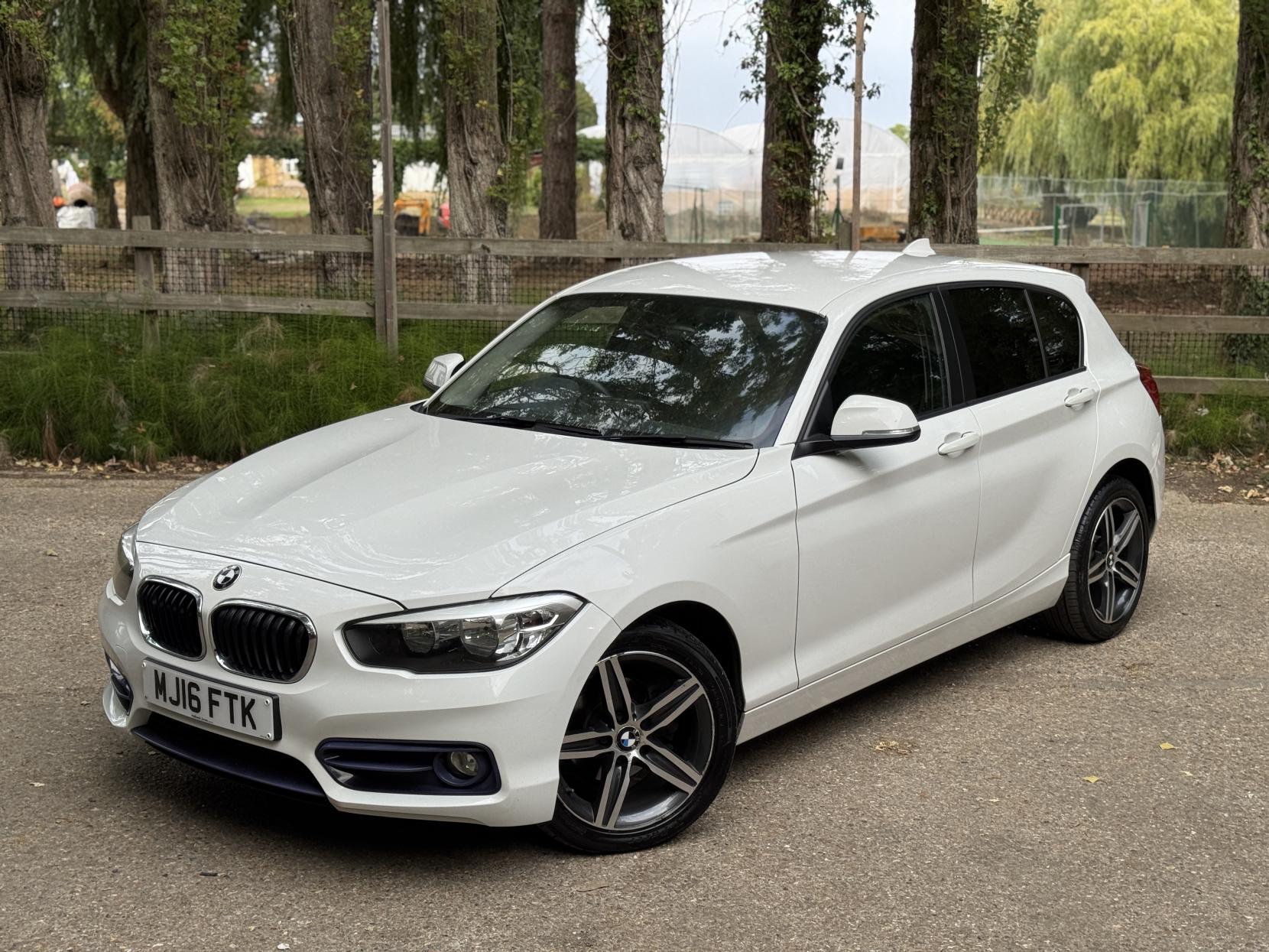 BMW 1 Series 1.5 118i Sport Hatchback 5dr Petrol Manual Euro 6 (s/s) (136 ps)