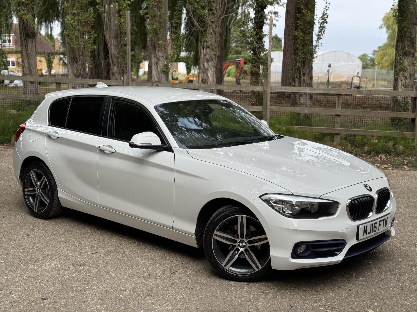 BMW 1 Series 1.5 118i Sport Hatchback 5dr Petrol Manual Euro 6 (s/s) (136 ps)