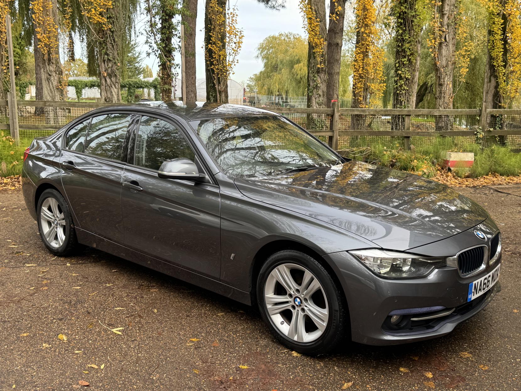 BMW 3 Series 2.0 330e 7.6kWh Sport Saloon 4dr Petrol Plug-in Hybrid Auto Euro 6 (s/s) (252 ps)