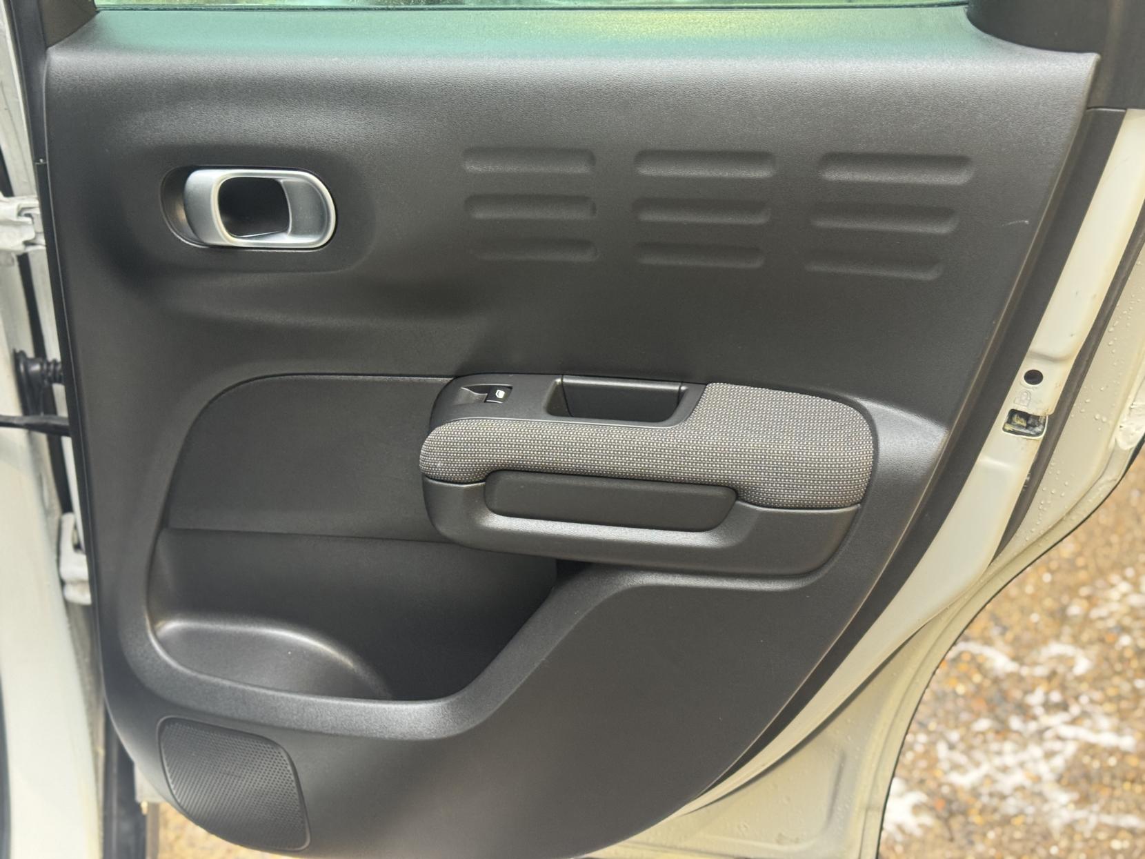 Citroen C3 Aircross 1.2 PureTech Feel SUV 5dr Petrol Manual 6 Spd Euro 6 (s/s) (110 ps)