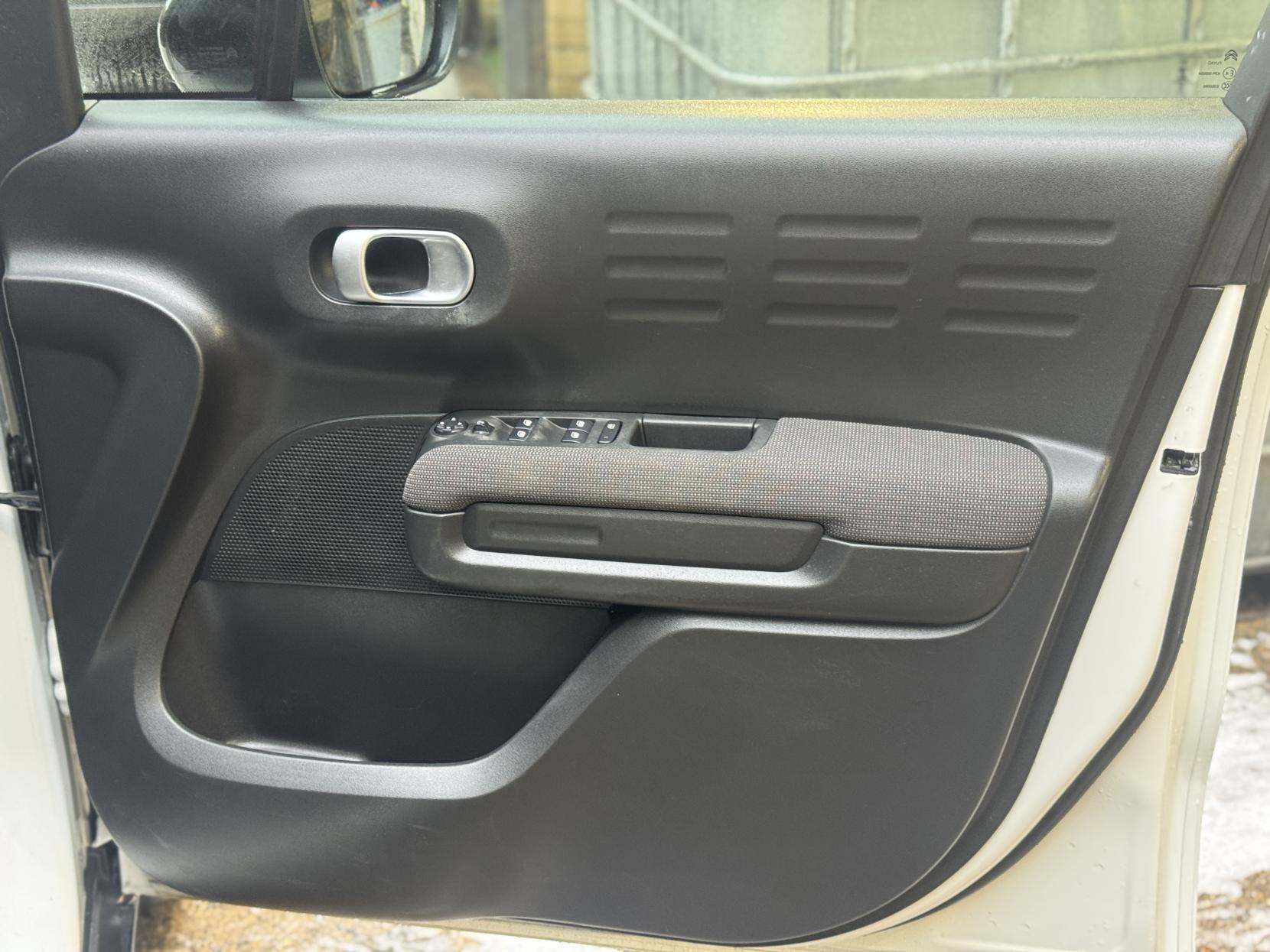 Citroen C3 Aircross 1.2 PureTech Feel SUV 5dr Petrol Manual 6 Spd Euro 6 (s/s) (110 ps)