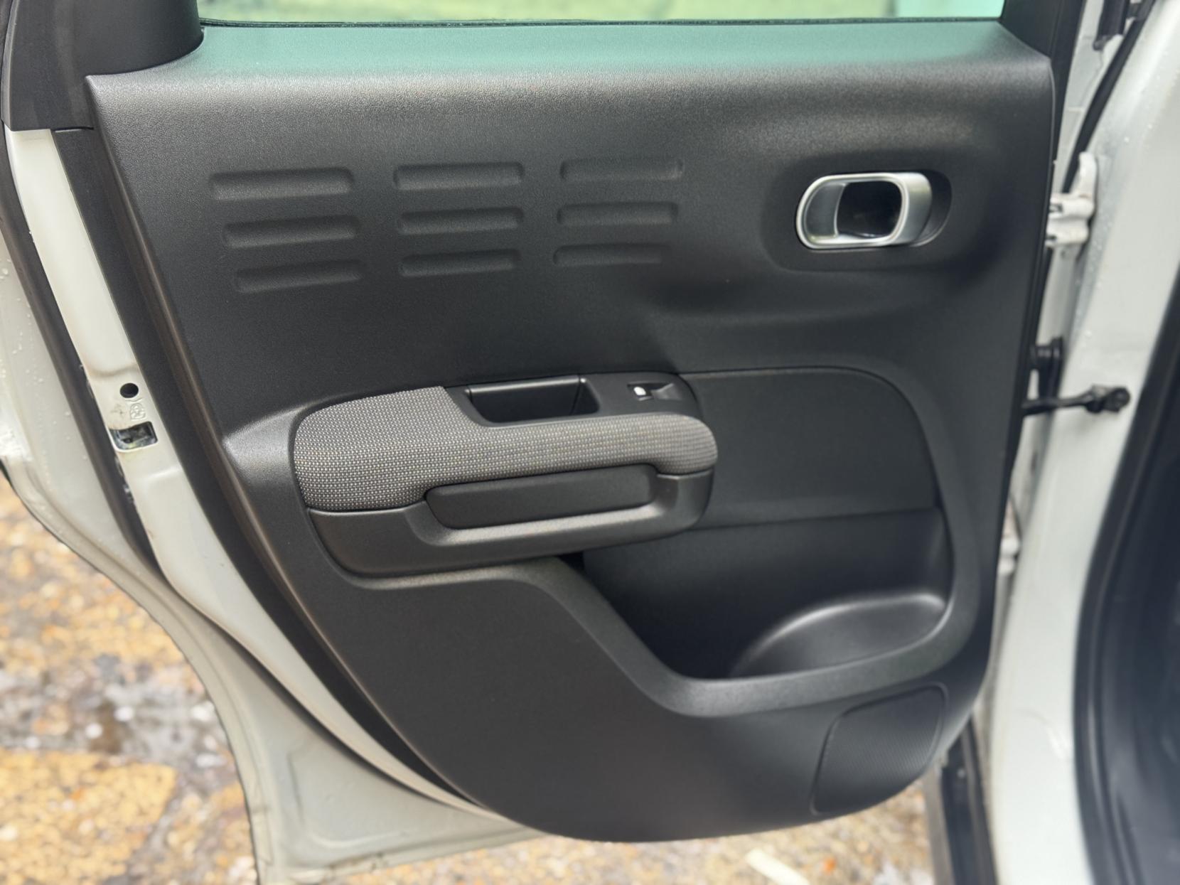 Citroen C3 Aircross 1.2 PureTech Feel SUV 5dr Petrol Manual 6 Spd Euro 6 (s/s) (110 ps)