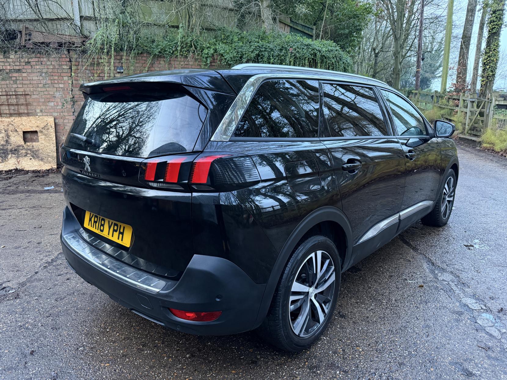 Peugeot 5008 1.5 BlueHDi Allure SUV 5dr Diesel Manual Euro 6 (s/s) (130 ps)