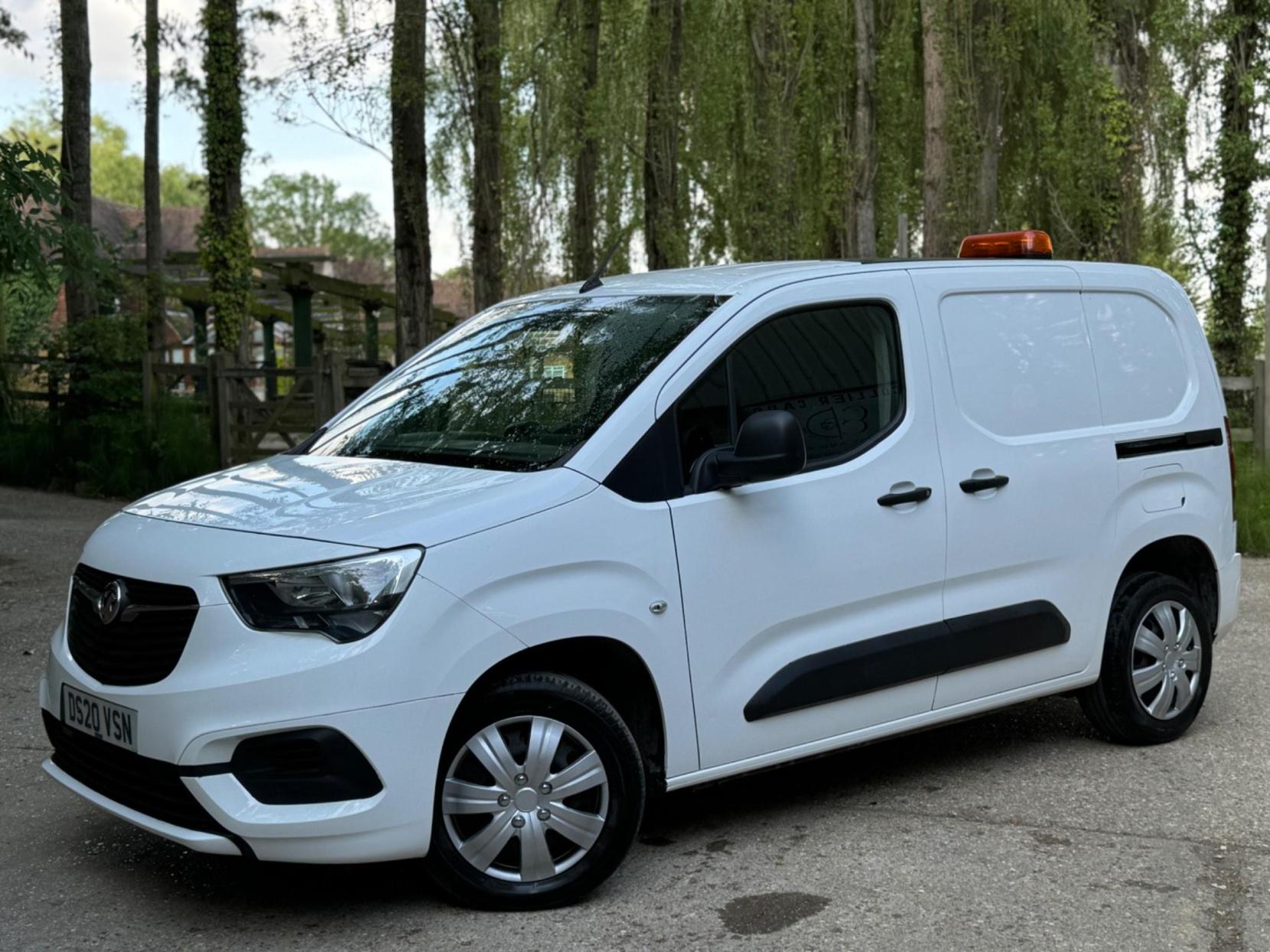 Vauxhall Combo 1.6 Turbo D 2300 Sportive L1 H1 Euro 6 (s/s) 4dr