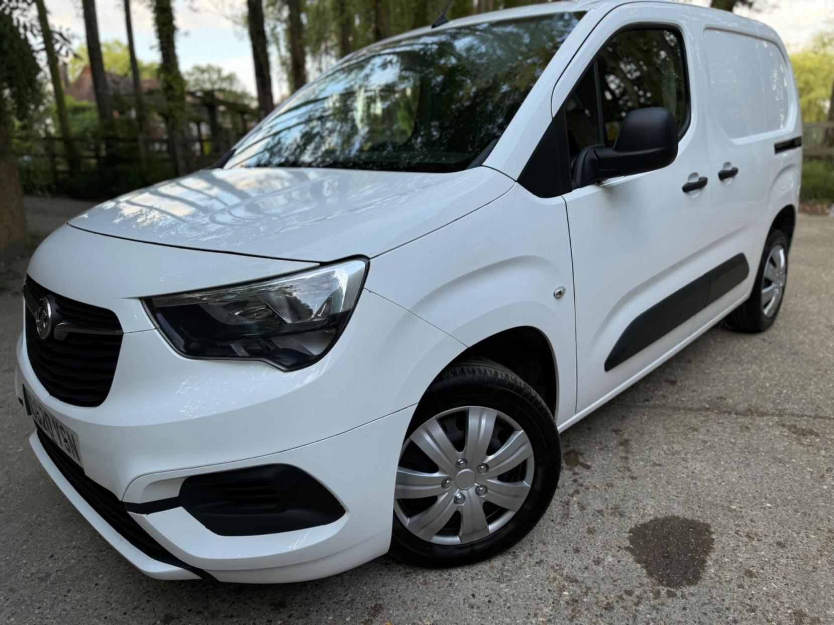 Vauxhall Combo 1.6 Turbo D 2300 Sportive L1 H1 Euro 6 (s/s) 4dr