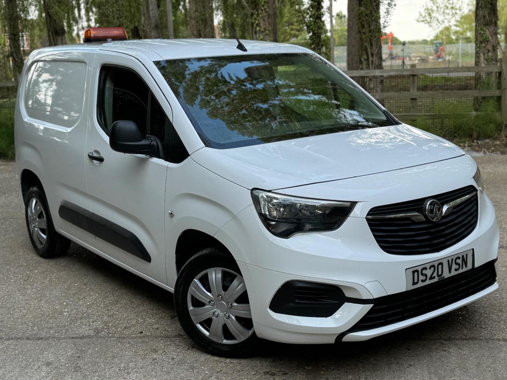 Vauxhall Combo 1.6 Turbo D 2300 Sportive L1 H1 Euro 6 (s/s) 4dr