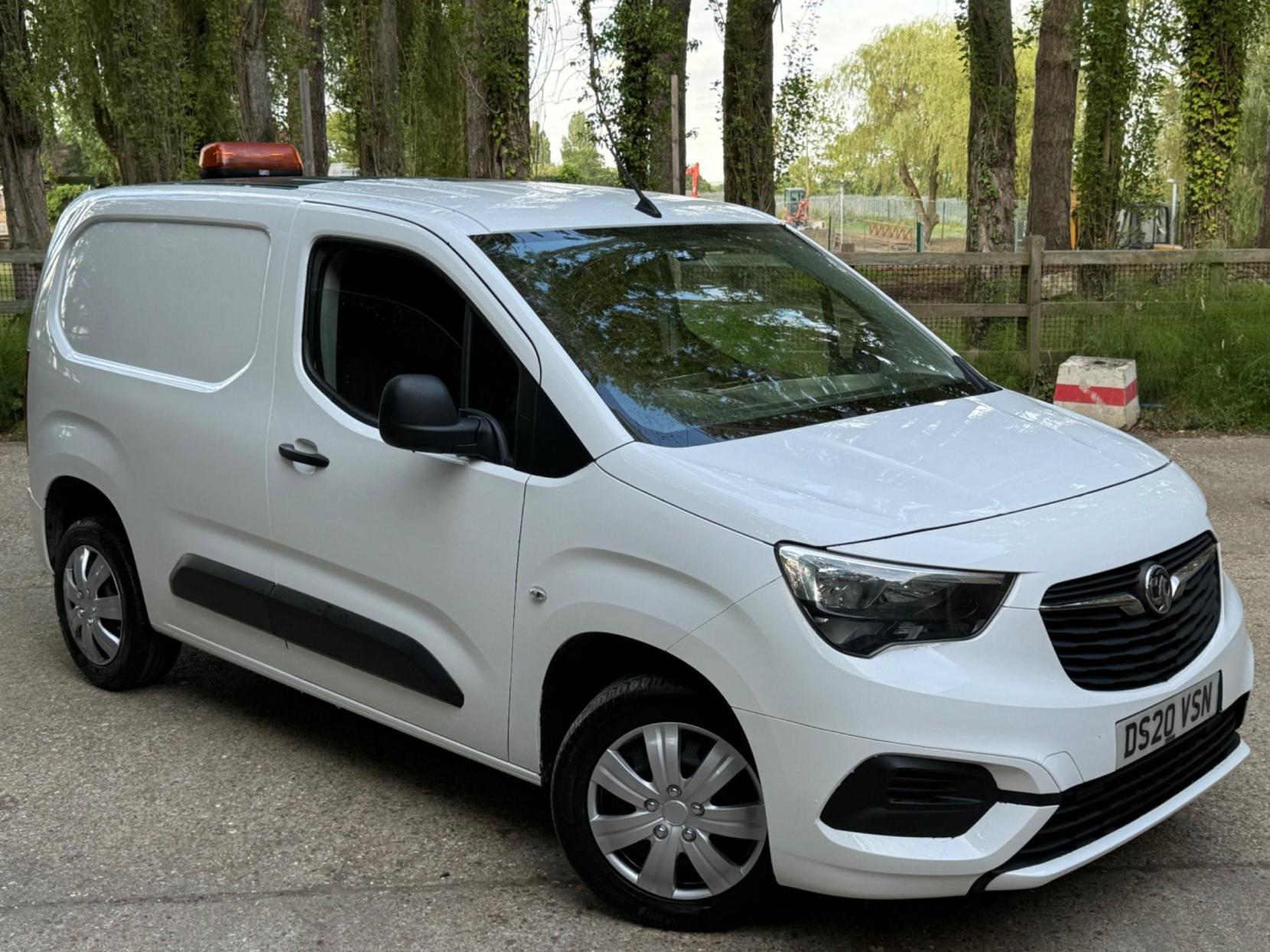 Vauxhall Combo 1.6 Turbo D 2300 Sportive L1 H1 Euro 6 (s/s) 4dr