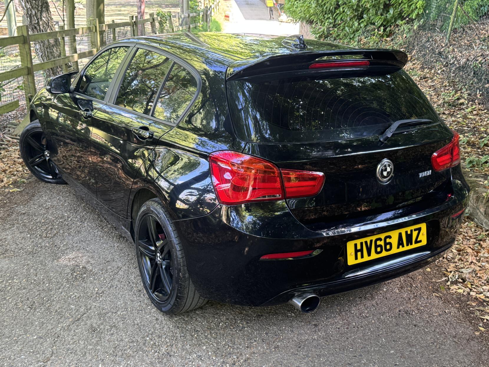 BMW 1 Series 1.5 118i Sport Hatchback 5dr Petrol Manual Euro 6 (s/s) (136 ps)