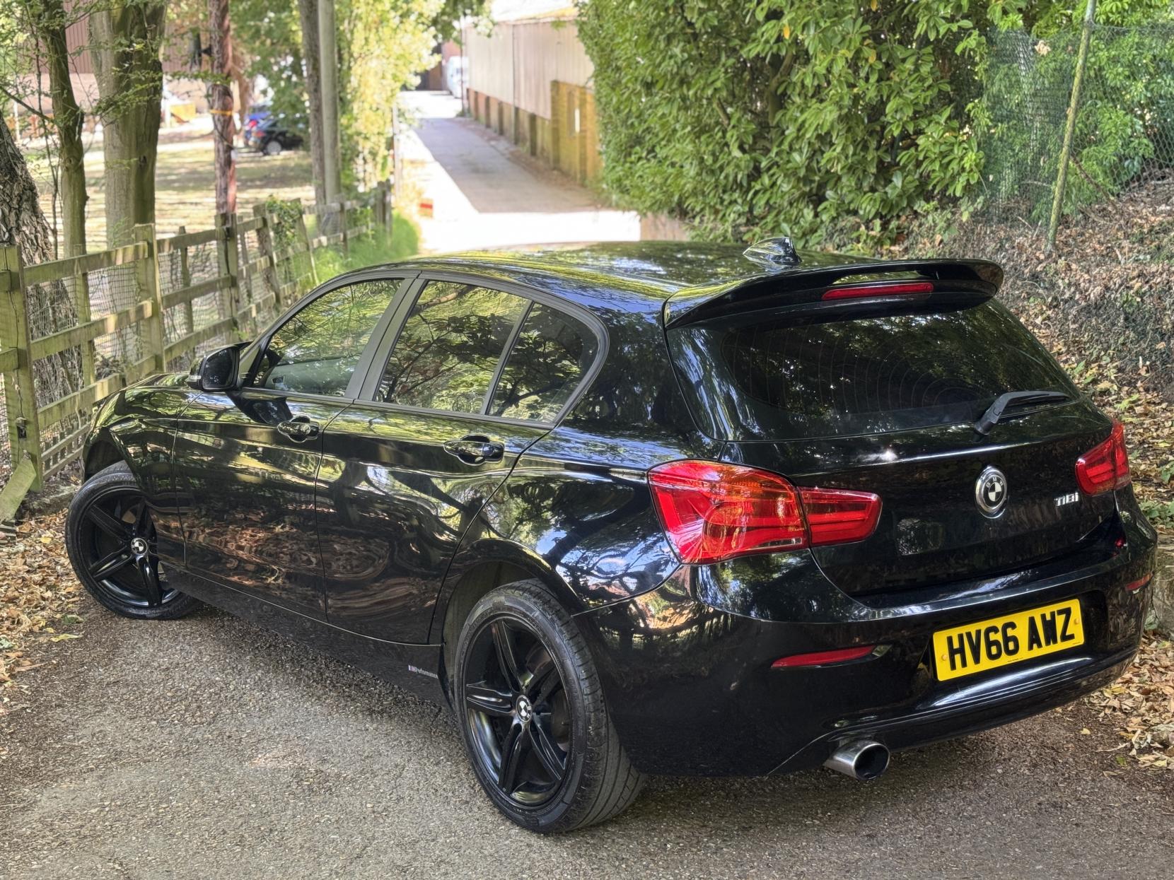 BMW 1 Series 1.5 118i Sport Hatchback 5dr Petrol Manual Euro 6 (s/s) (136 ps)