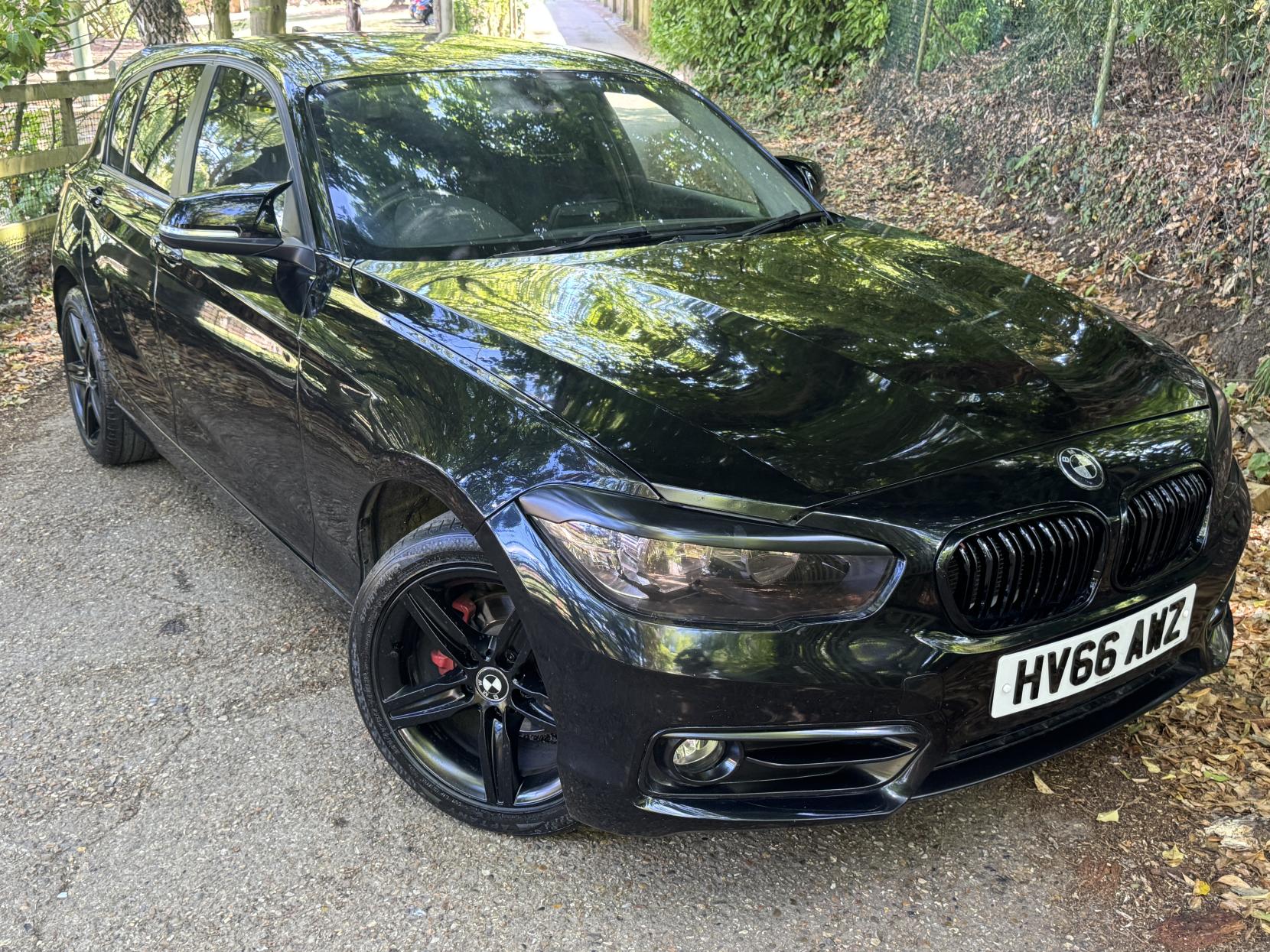 BMW 1 Series 1.5 118i Sport Hatchback 5dr Petrol Manual Euro 6 (s/s) (136 ps)