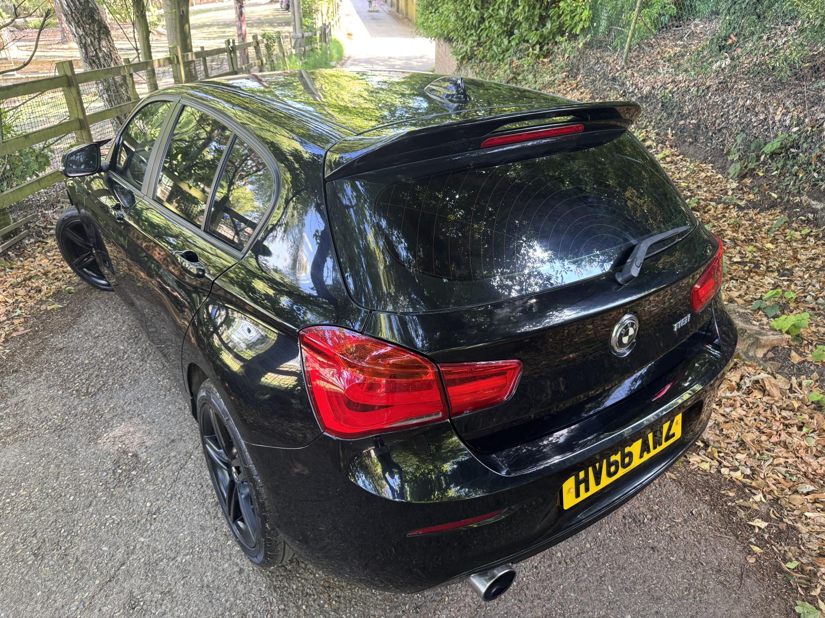 BMW 1 Series 1.5 118i Sport Hatchback 5dr Petrol Manual Euro 6 (s/s) (136 ps)