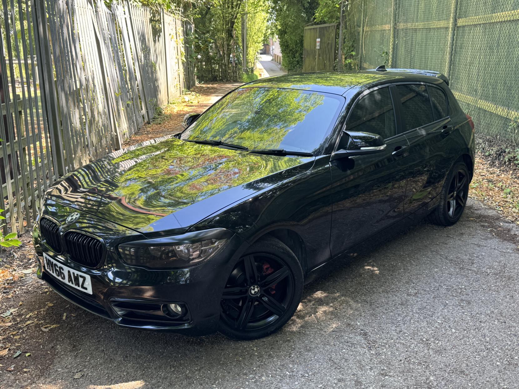 BMW 1 Series 1.5 118i Sport Hatchback 5dr Petrol Manual Euro 6 (s/s) (136 ps)