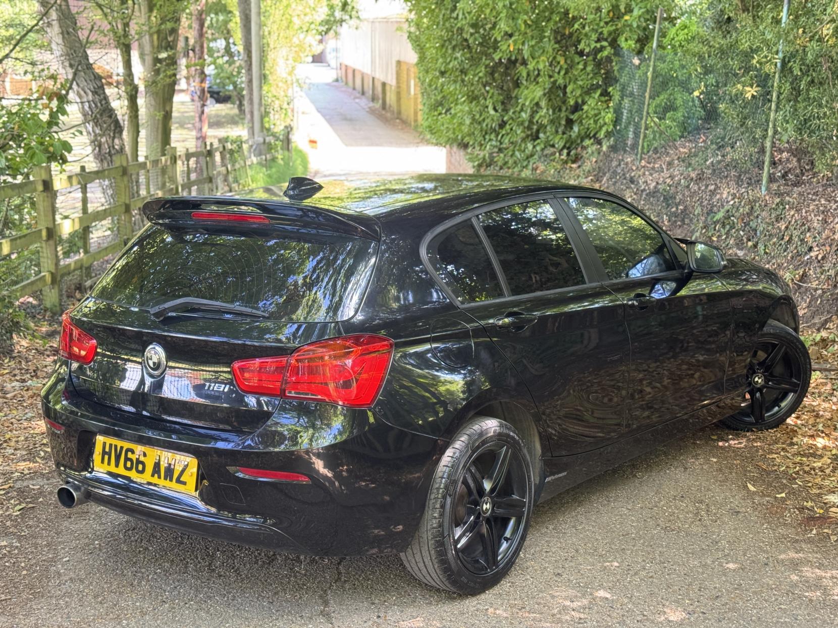 BMW 1 Series 1.5 118i Sport Hatchback 5dr Petrol Manual Euro 6 (s/s) (136 ps)