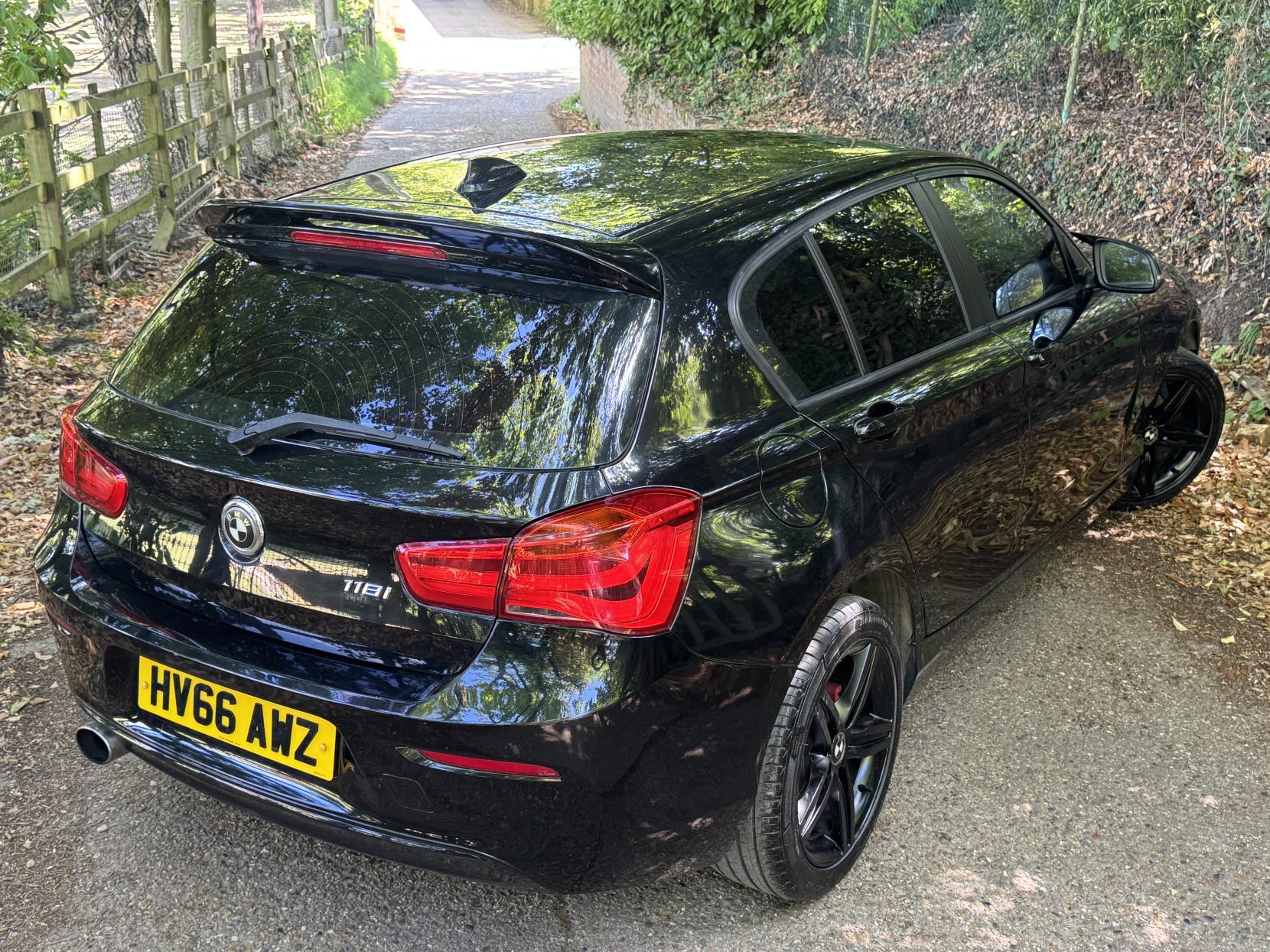 BMW 1 Series 1.5 118i Sport Hatchback 5dr Petrol Manual Euro 6 (s/s) (136 ps)