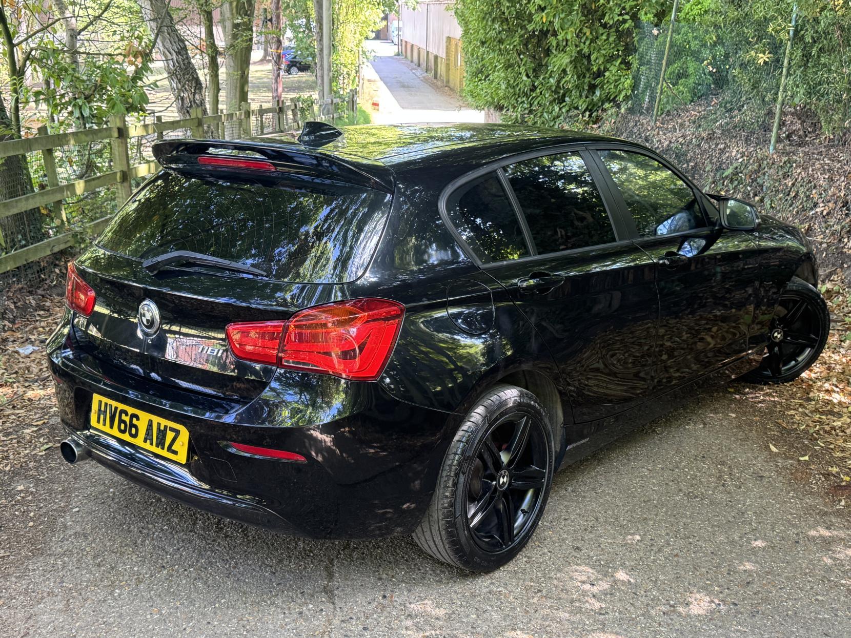 BMW 1 Series 1.5 118i Sport Hatchback 5dr Petrol Manual Euro 6 (s/s) (136 ps)