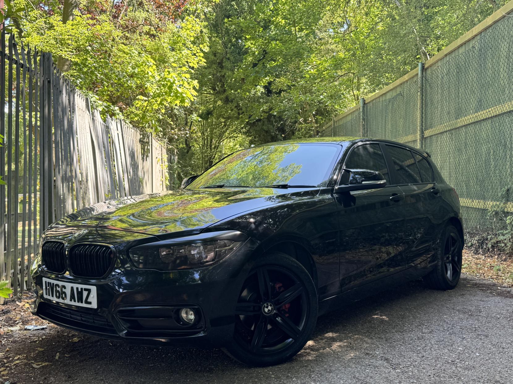 BMW 1 Series 1.5 118i Sport Hatchback 5dr Petrol Manual Euro 6 (s/s) (136 ps)