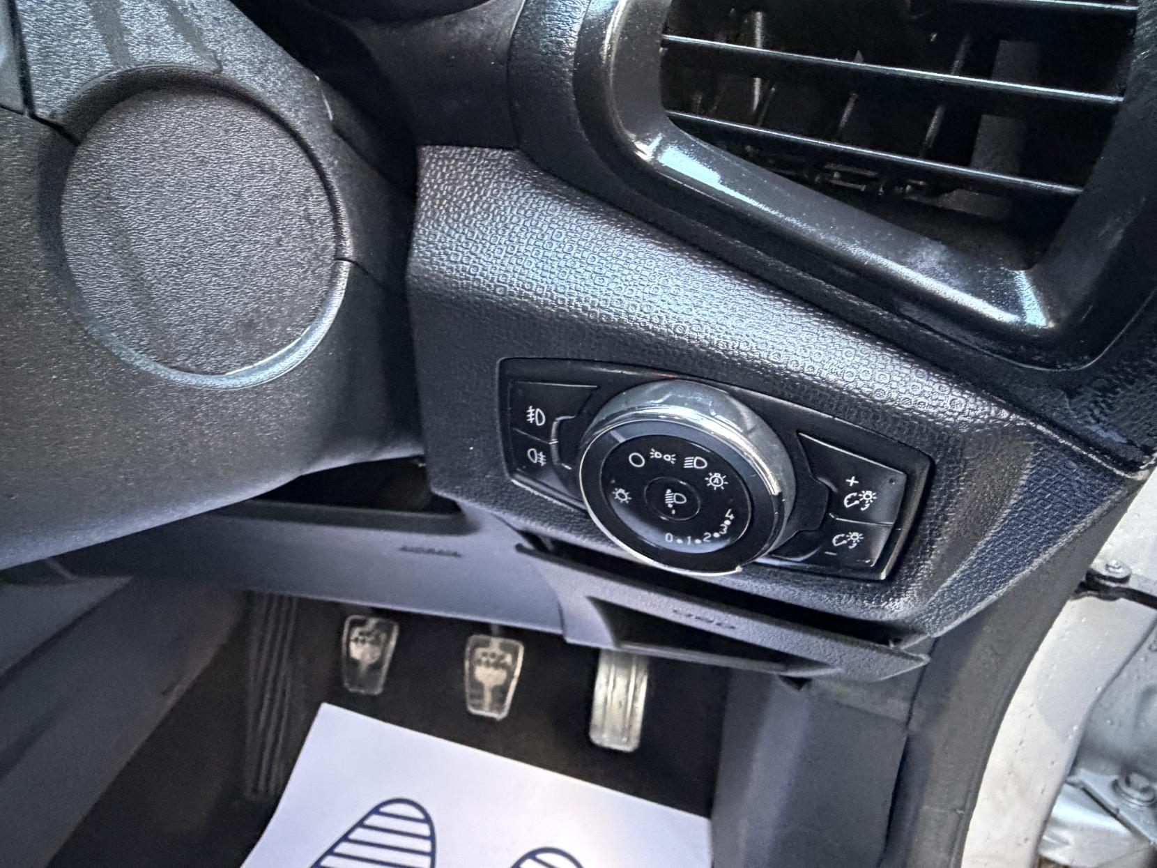 Ford EcoSport 1.0T EcoBoost GPF ST-Line SUV 5dr Petrol Manual Euro 6 (s/s) (100 ps)