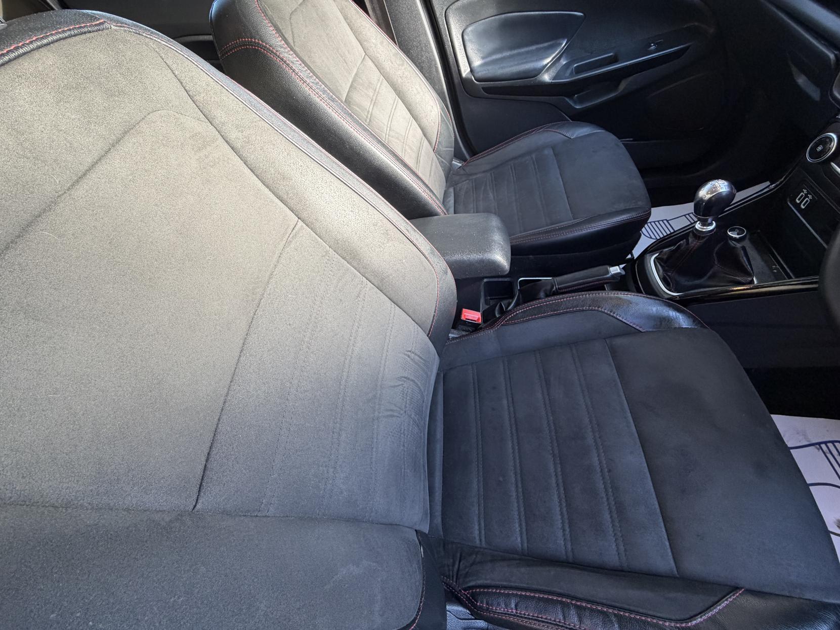 Ford EcoSport 1.0T EcoBoost GPF ST-Line SUV 5dr Petrol Manual Euro 6 (s/s) (100 ps)