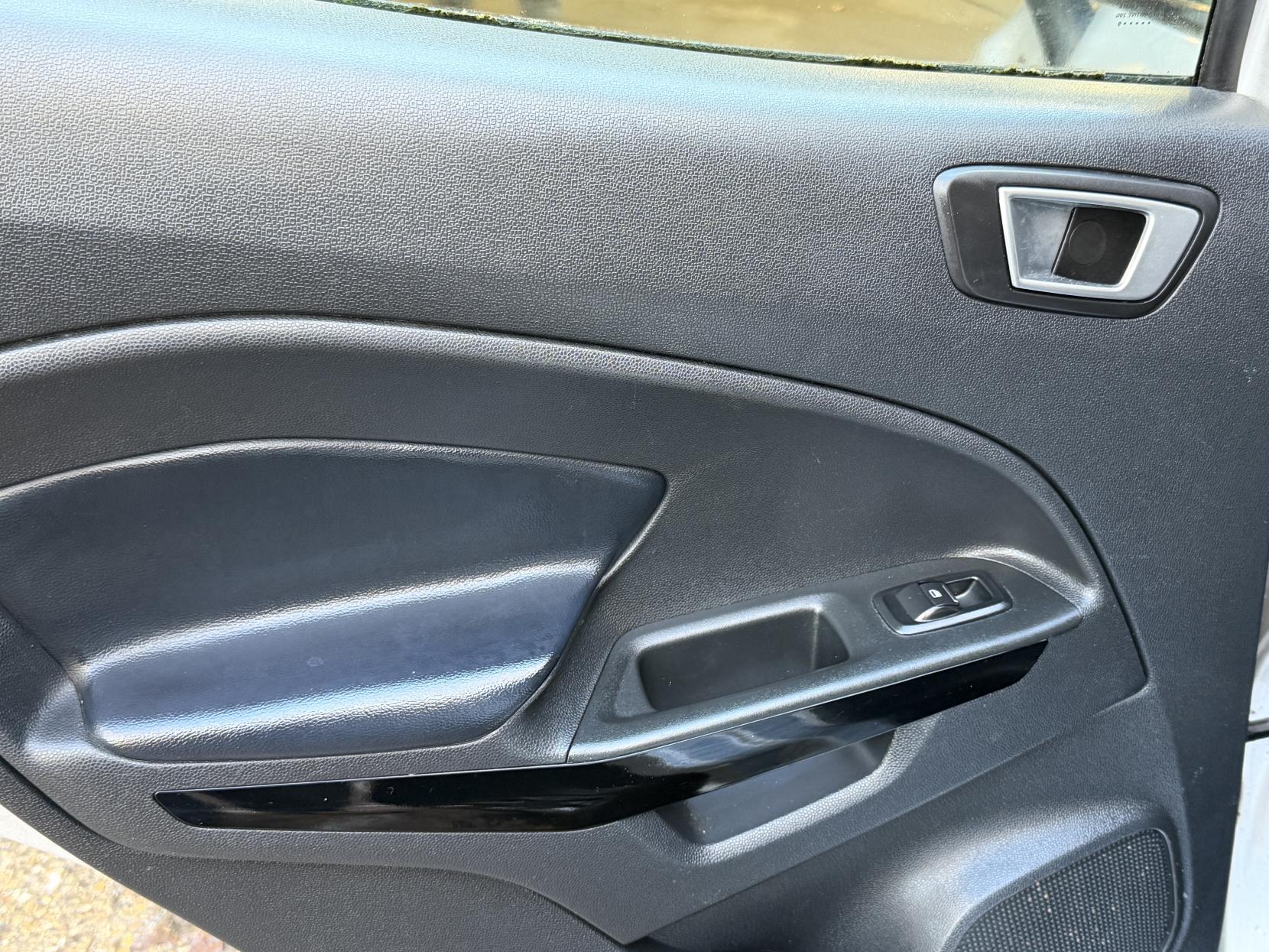 Ford EcoSport 1.0T EcoBoost GPF ST-Line SUV 5dr Petrol Manual Euro 6 (s/s) (100 ps)