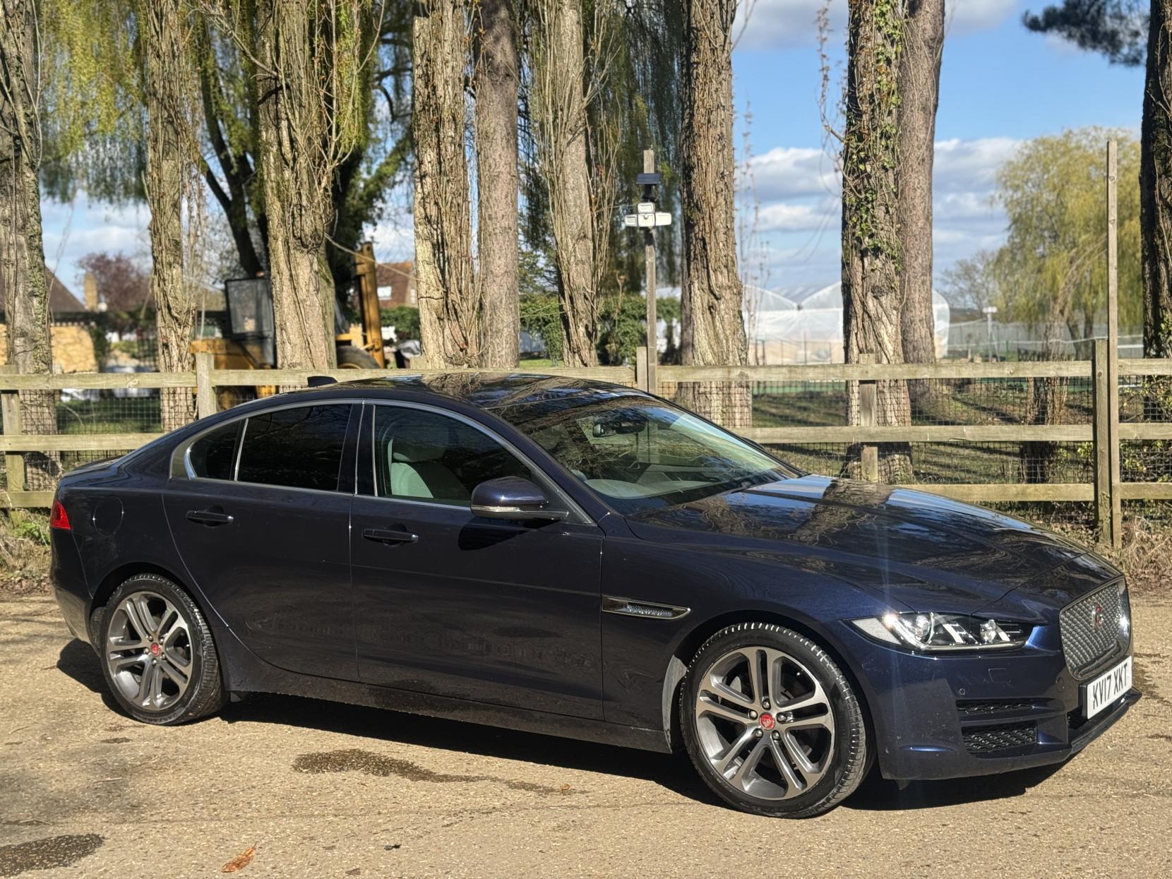 Jaguar XE 2.0d Portfolio Saloon 4dr Diesel Auto Euro 6 (s/s) (180 ps)
