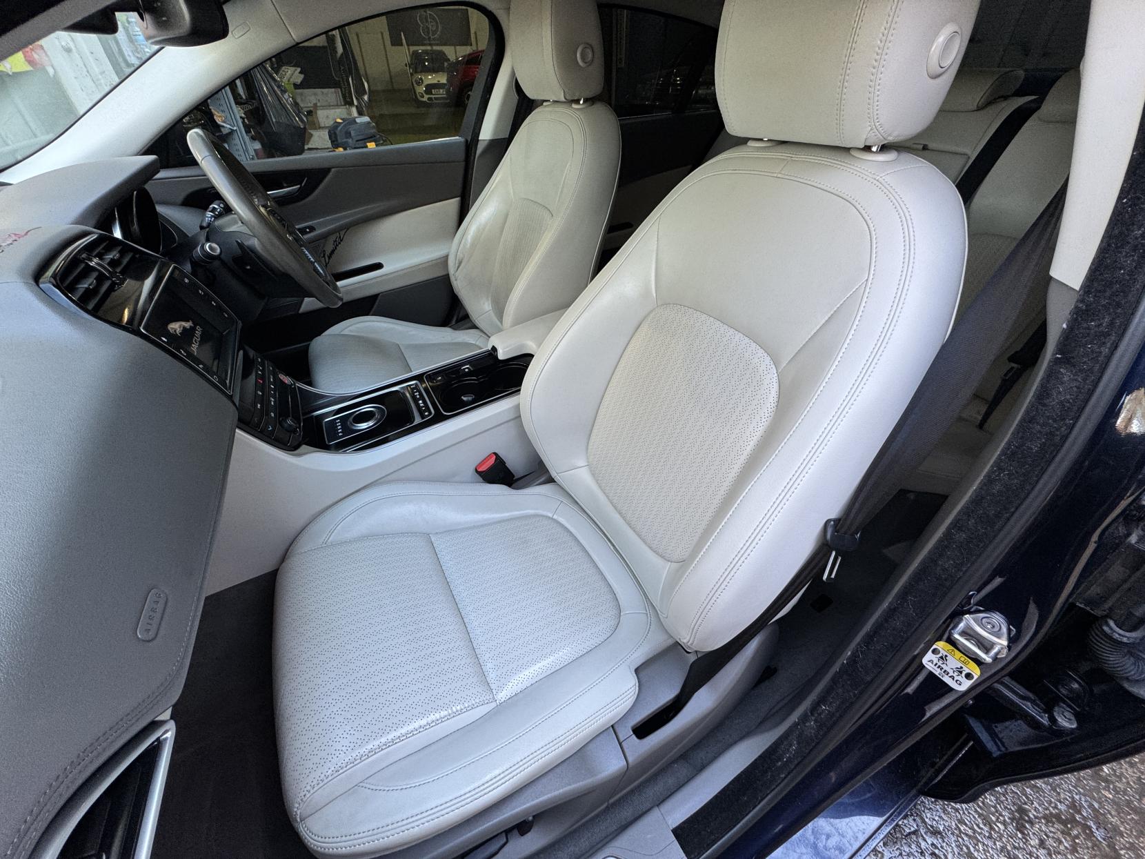 Jaguar XE 2.0d Portfolio Saloon 4dr Diesel Auto Euro 6 (s/s) (180 ps)