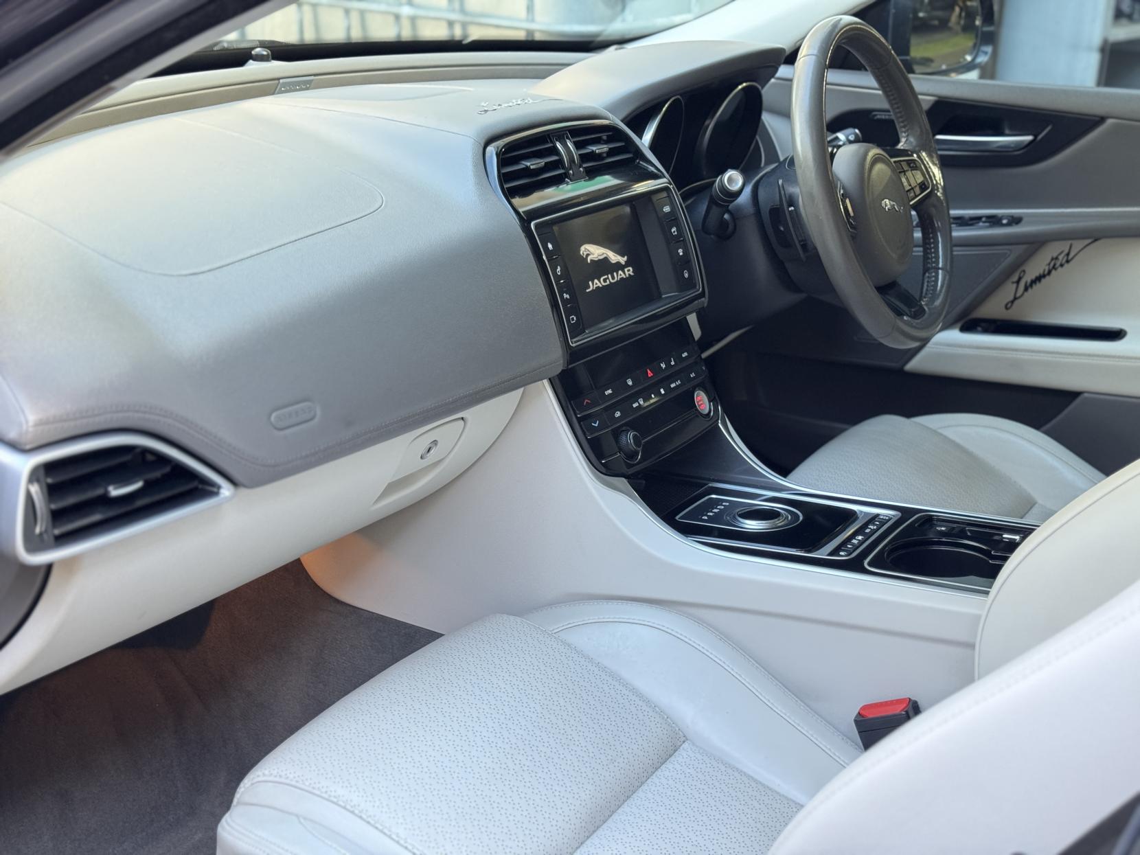 Jaguar XE 2.0d Portfolio Saloon 4dr Diesel Auto Euro 6 (s/s) (180 ps)