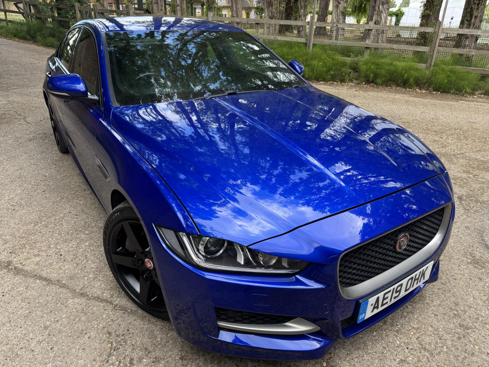 Jaguar XE 2.0i GPF R-Sport Saloon 4dr Petrol Auto Euro 6 (s/s) (250 ps)