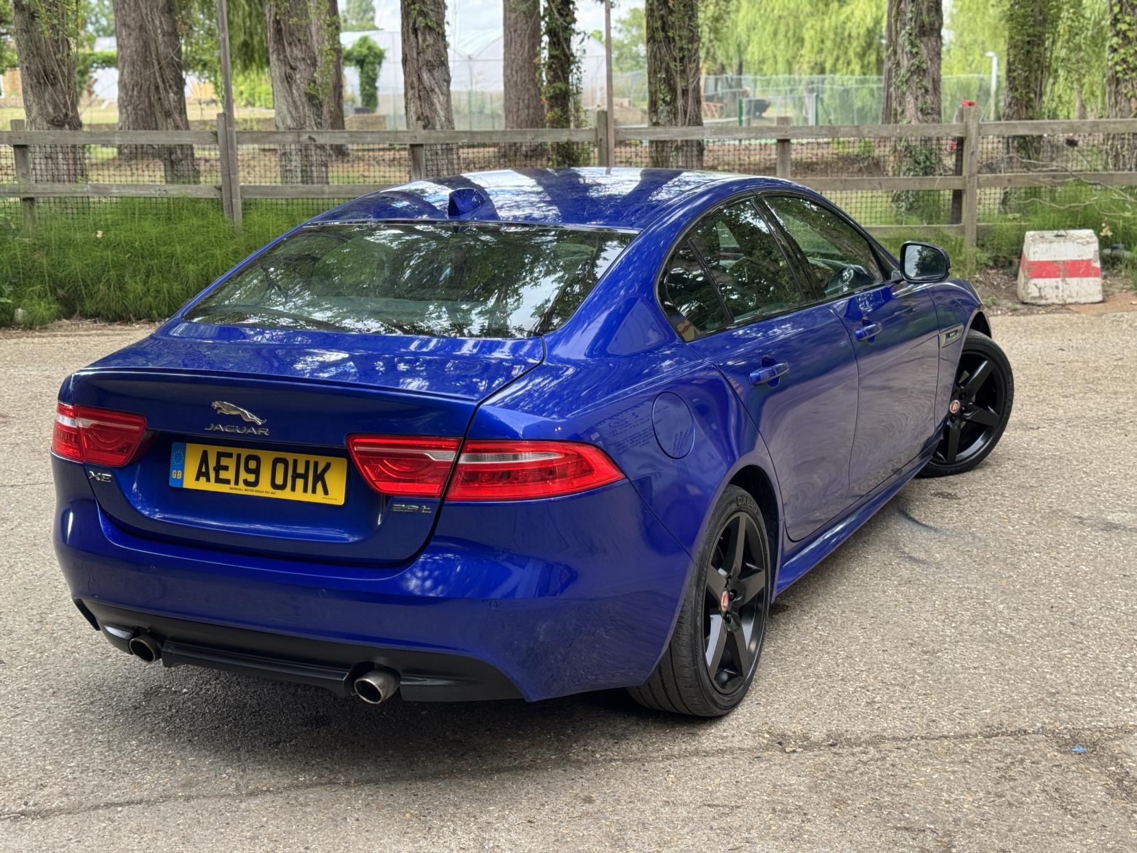 Jaguar XE 2.0i GPF R-Sport Saloon 4dr Petrol Auto Euro 6 (s/s) (250 ps)