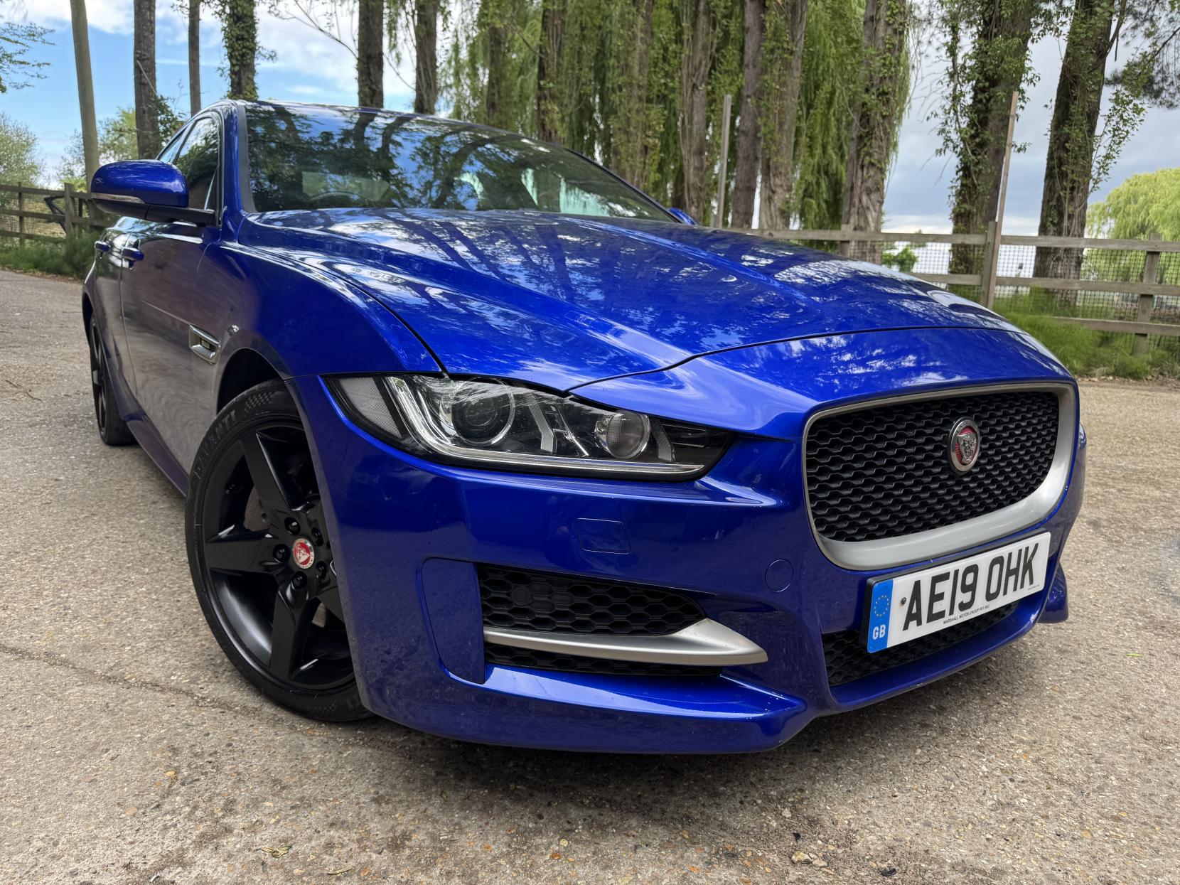 Jaguar XE 2.0i GPF R-Sport Saloon 4dr Petrol Auto Euro 6 (s/s) (250 ps)