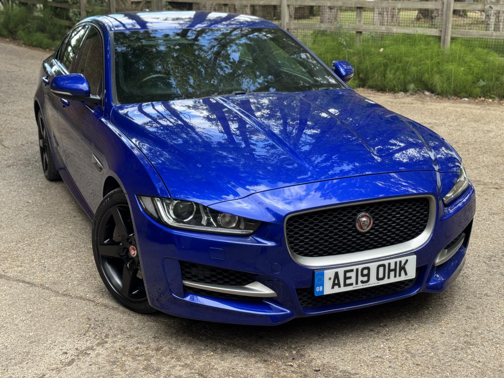 Jaguar XE 2.0i GPF R-Sport Saloon 4dr Petrol Auto Euro 6 (s/s) (250 ps)