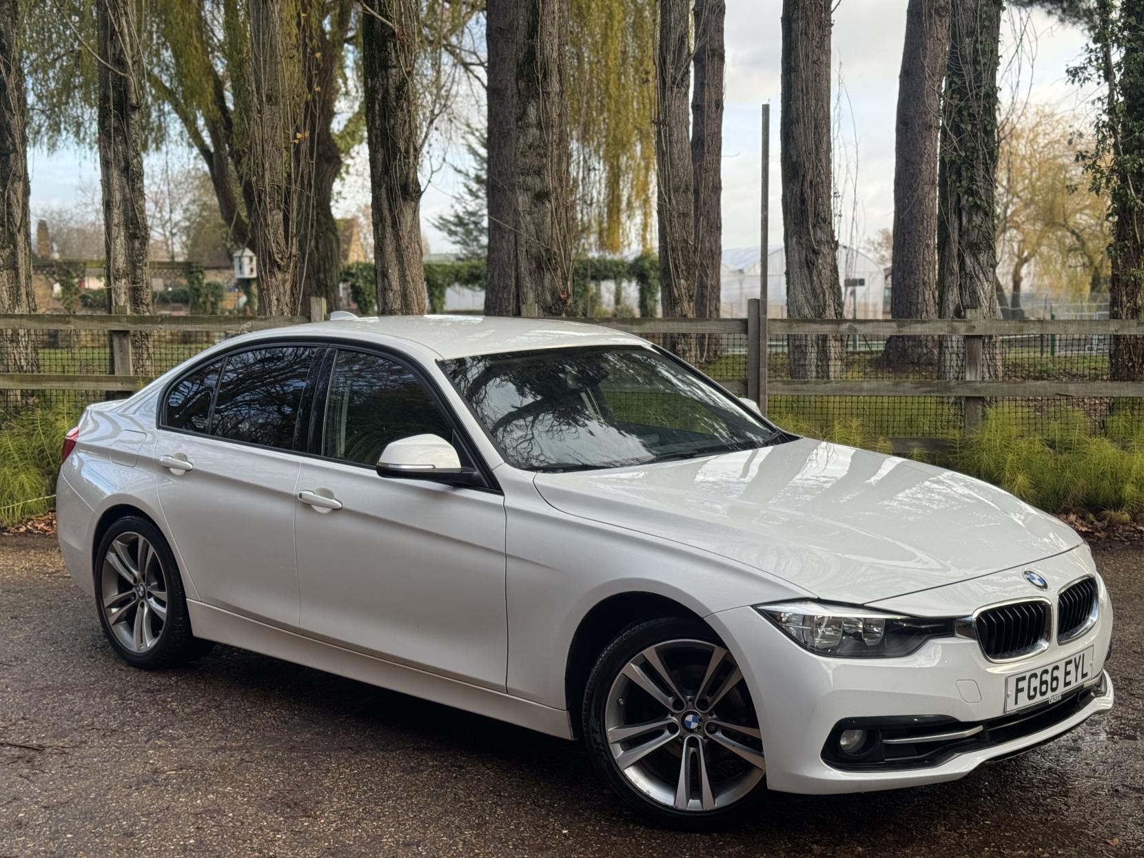 BMW 3 Series 2.0 320i Sport Saloon 4dr Petrol Manual Euro 6 (s/s) (184 ps)