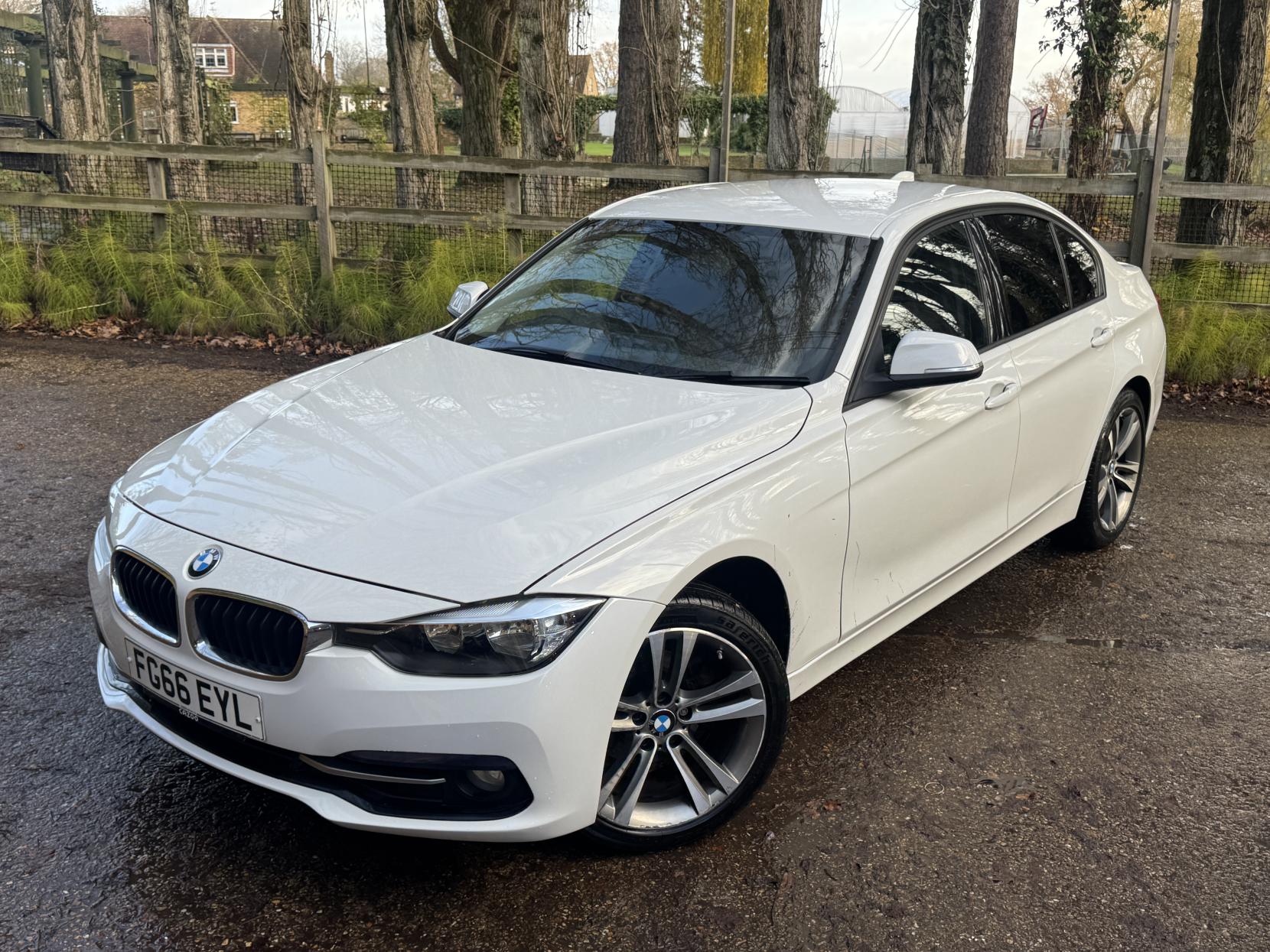 BMW 3 Series 2.0 320i Sport Saloon 4dr Petrol Manual Euro 6 (s/s) (184 ps)