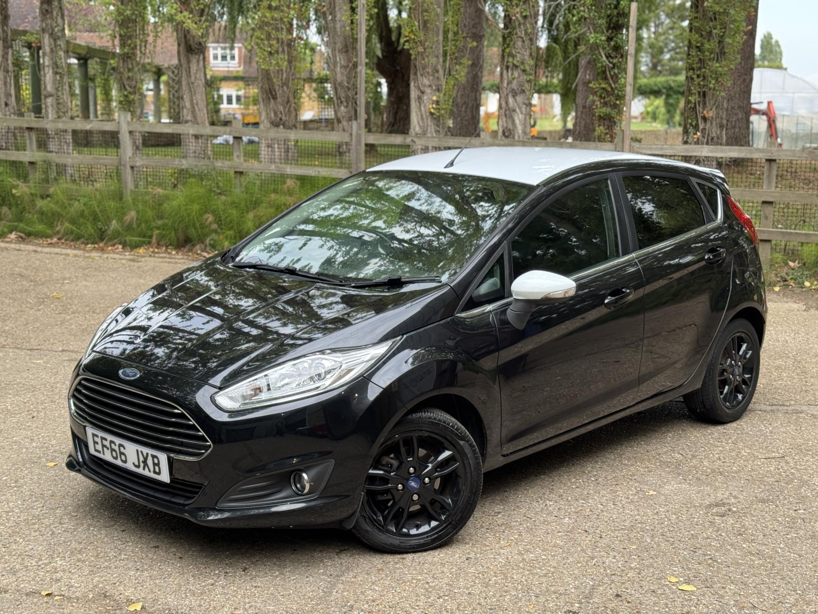 Ford Fiesta 1.0T EcoBoost Zetec Black Edition Hatchback 5dr Petrol Manual Euro 6 (s/s) (100 ps)