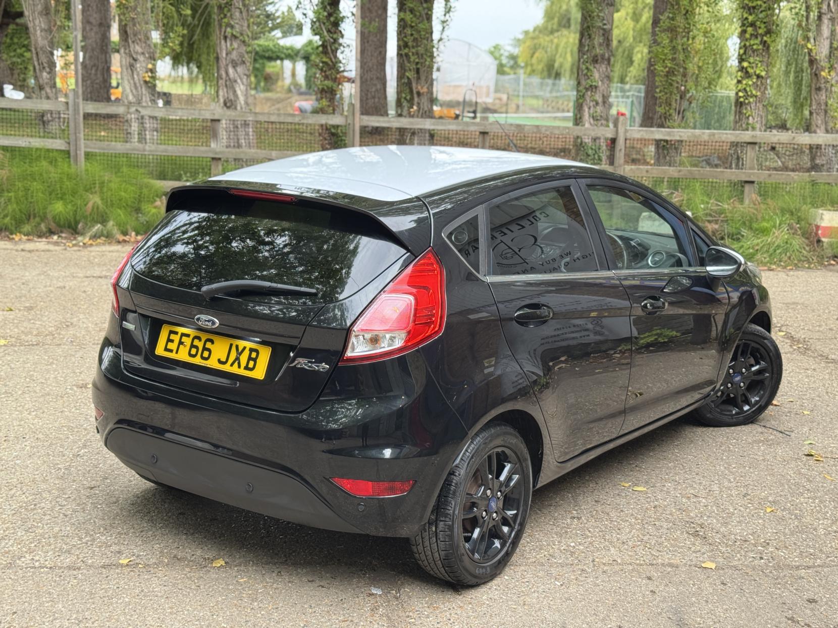 Ford Fiesta 1.0T EcoBoost Zetec Black Edition Hatchback 5dr Petrol Manual Euro 6 (s/s) (100 ps)