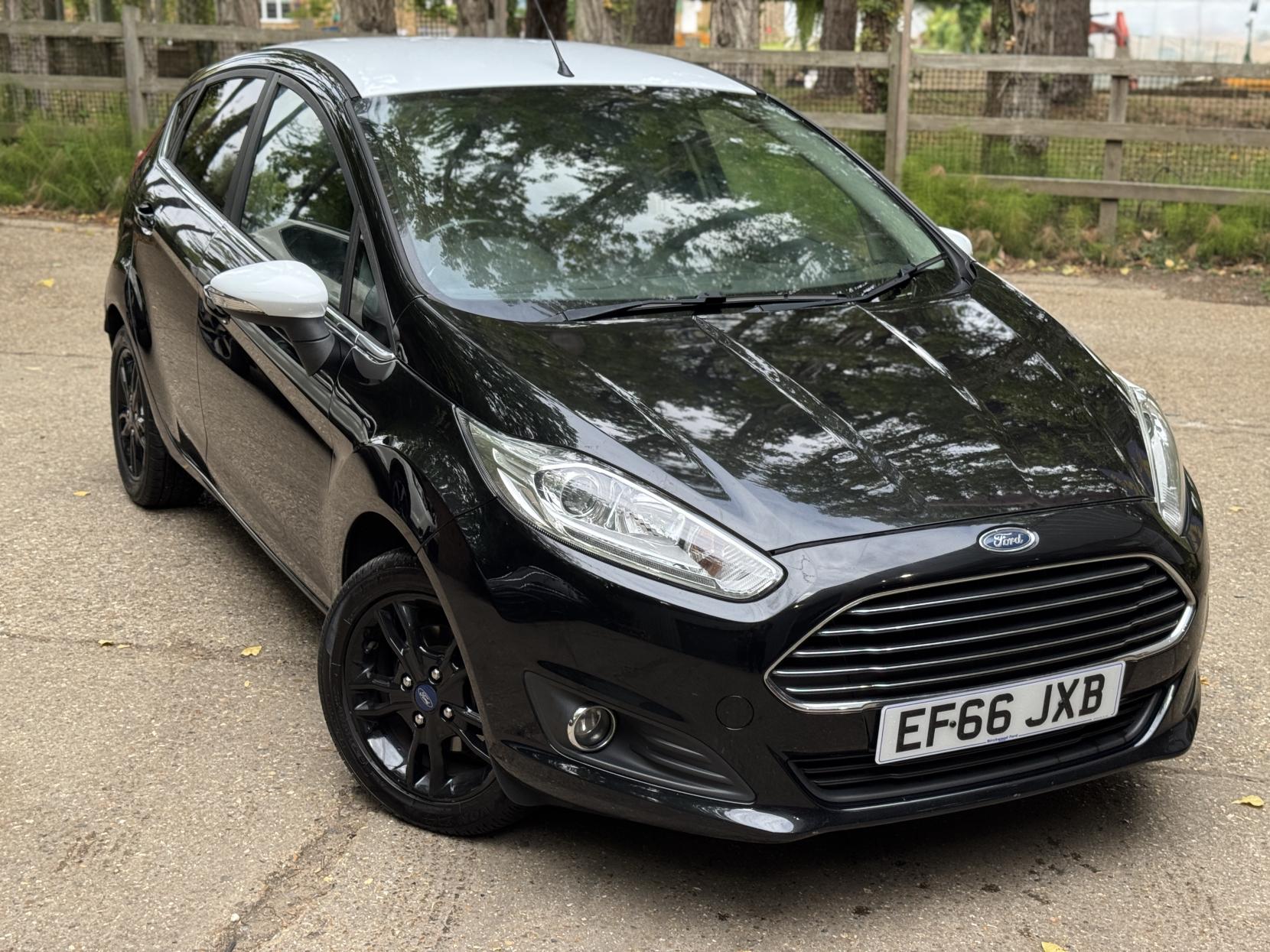 Ford Fiesta 1.0T EcoBoost Zetec Black Edition Hatchback 5dr Petrol Manual Euro 6 (s/s) (100 ps)