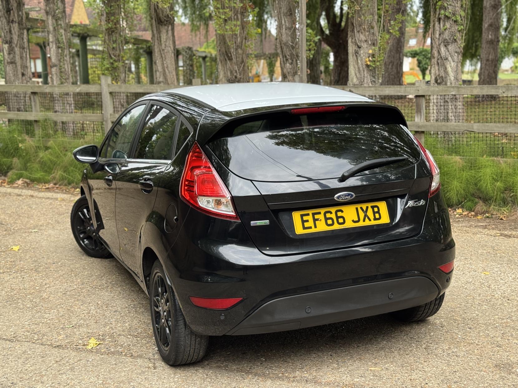 Ford Fiesta 1.0T EcoBoost Zetec Black Edition Hatchback 5dr Petrol Manual Euro 6 (s/s) (100 ps)