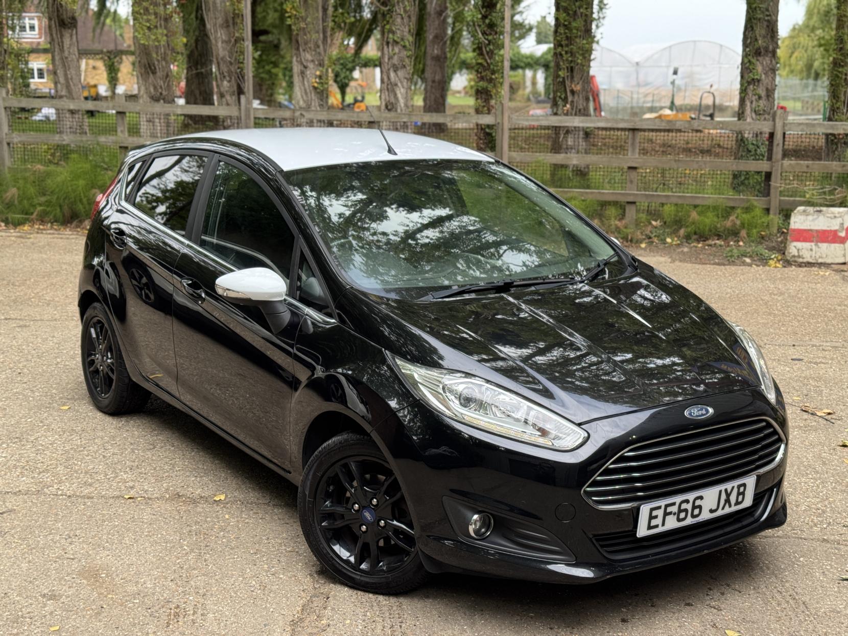 Ford Fiesta 1.0T EcoBoost Zetec Black Edition Hatchback 5dr Petrol Manual Euro 6 (s/s) (100 ps)
