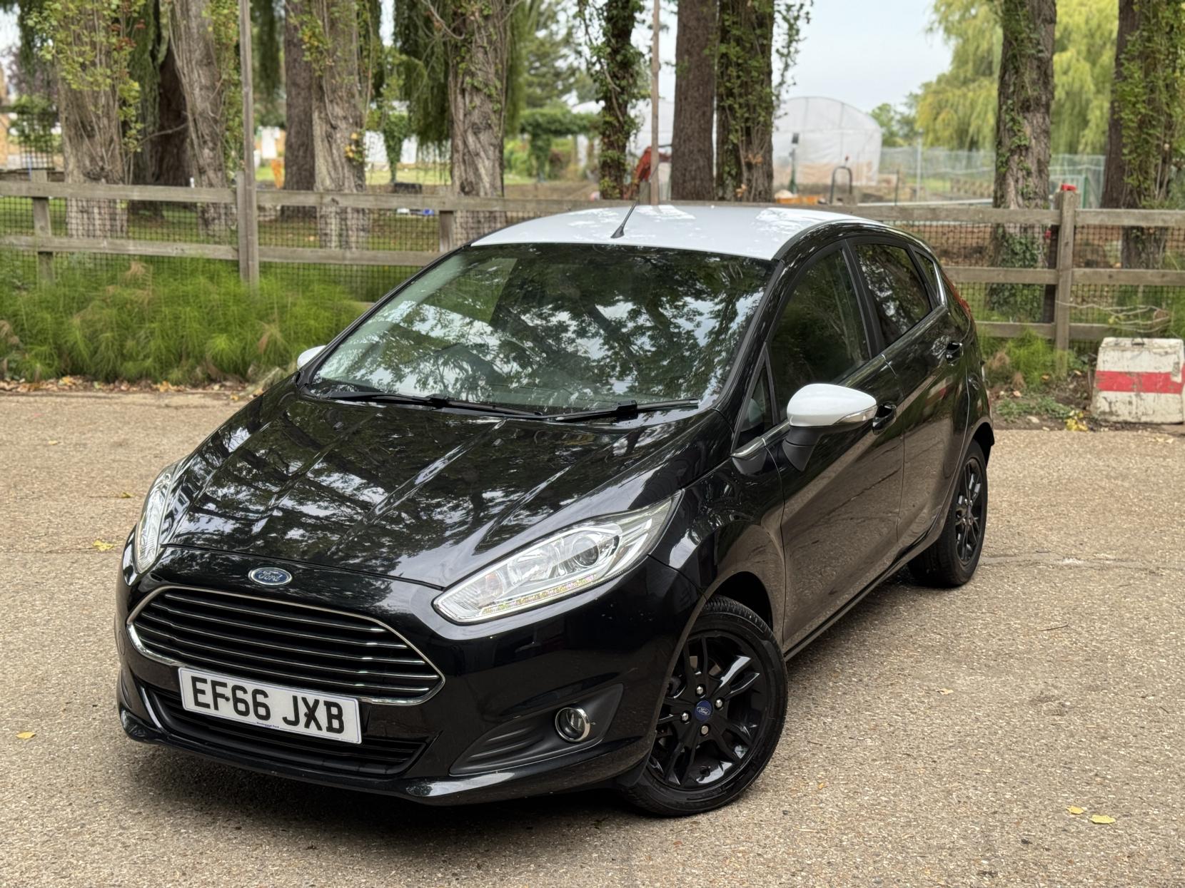 Ford Fiesta 1.0T EcoBoost Zetec Black Edition Hatchback 5dr Petrol Manual Euro 6 (s/s) (100 ps)