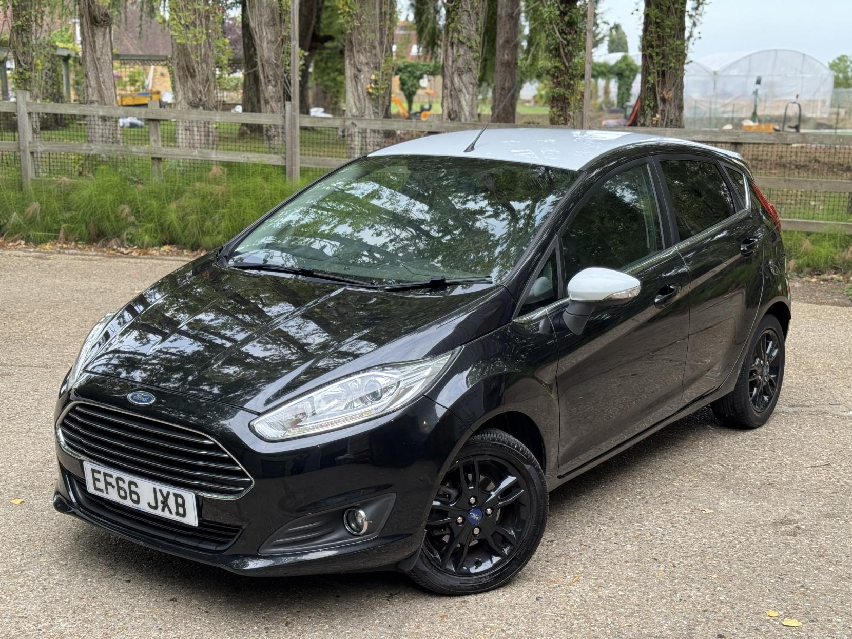 Ford Fiesta 1.0T EcoBoost Zetec Black Edition Hatchback 5dr Petrol Manual Euro 6 (s/s) (100 ps)