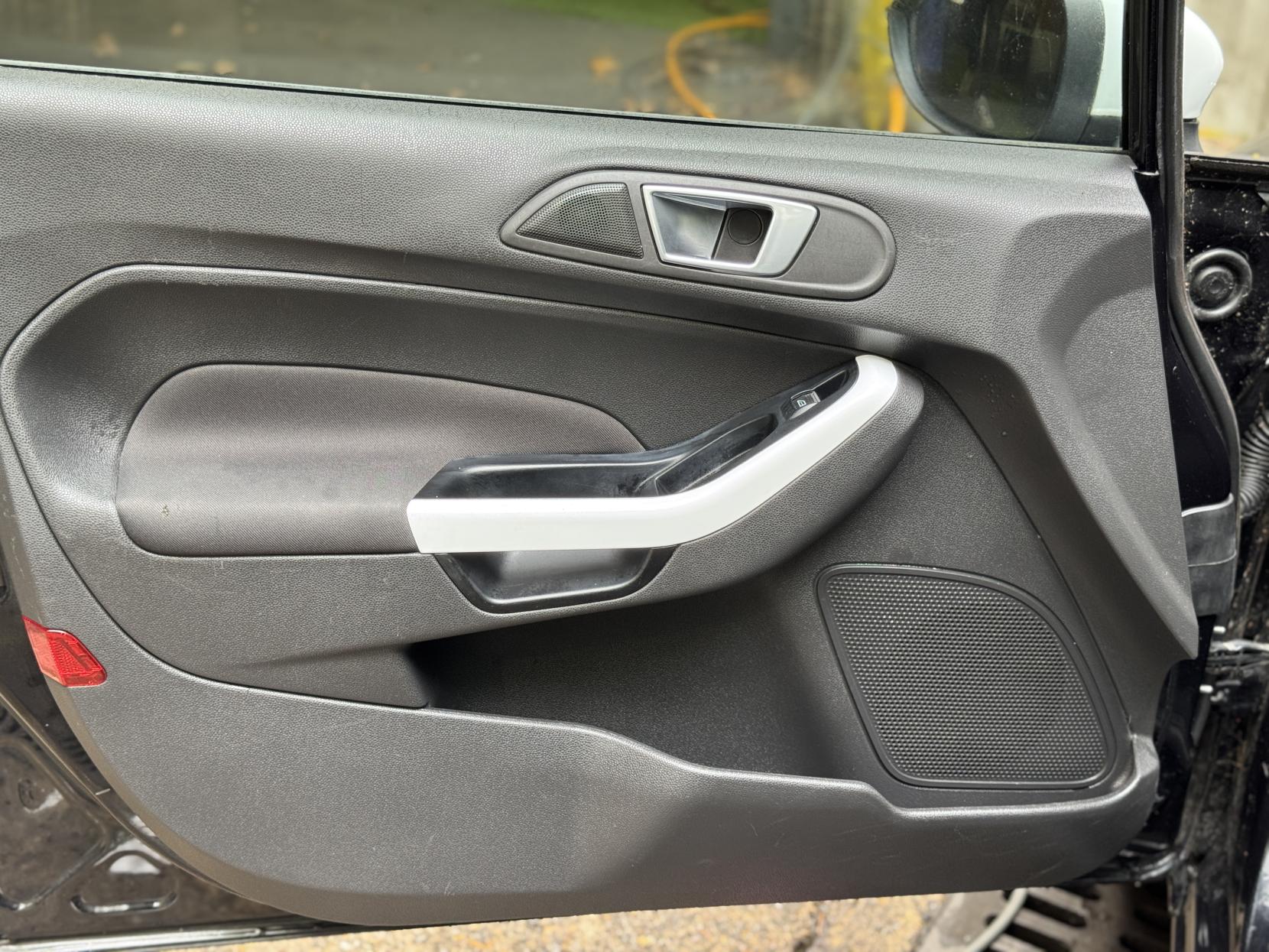Ford Fiesta 1.0T EcoBoost Zetec Black Edition Hatchback 5dr Petrol Manual Euro 6 (s/s) (100 ps)