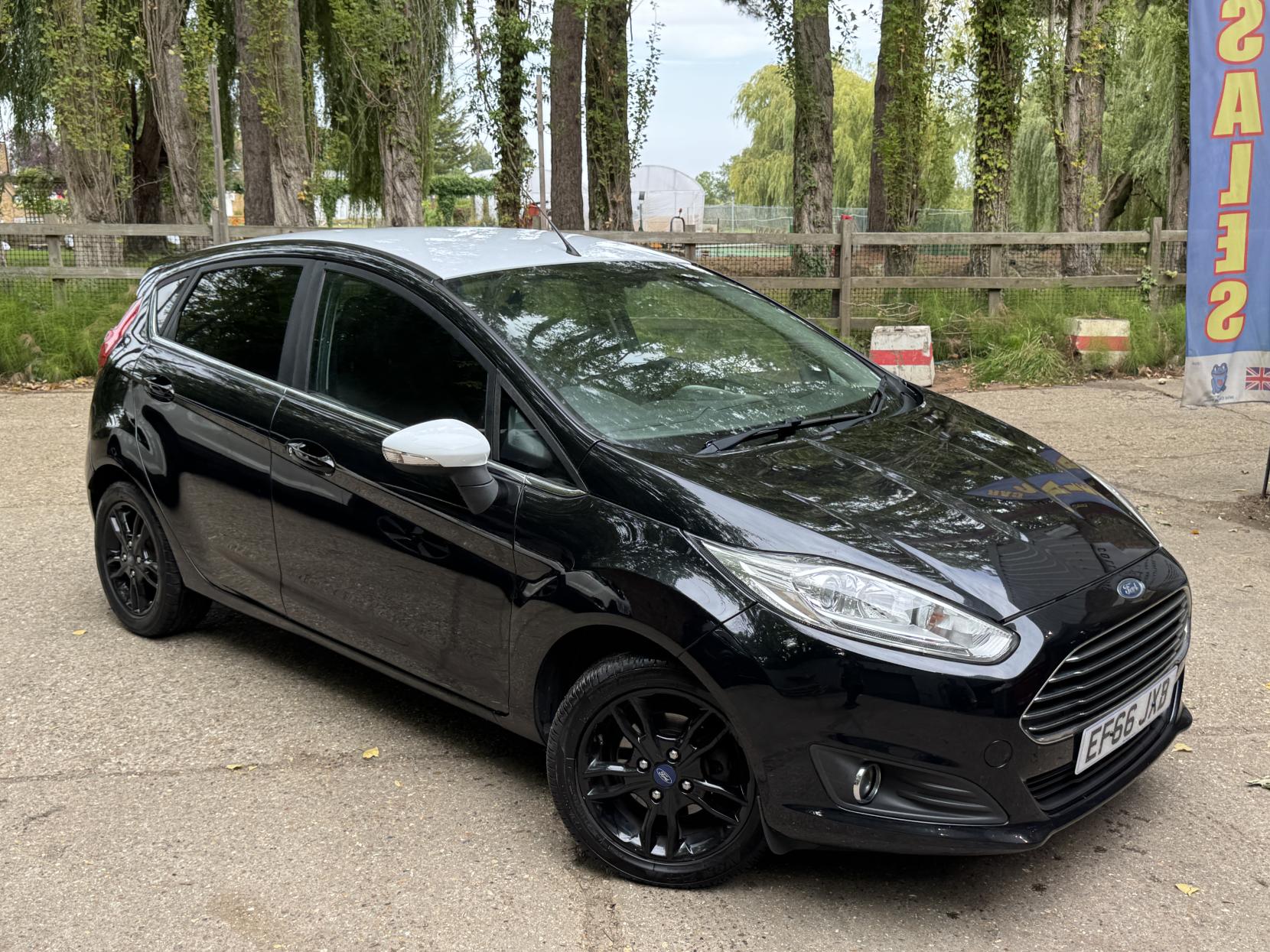 Ford Fiesta 1.0T EcoBoost Zetec Black Edition Hatchback 5dr Petrol Manual Euro 6 (s/s) (100 ps)