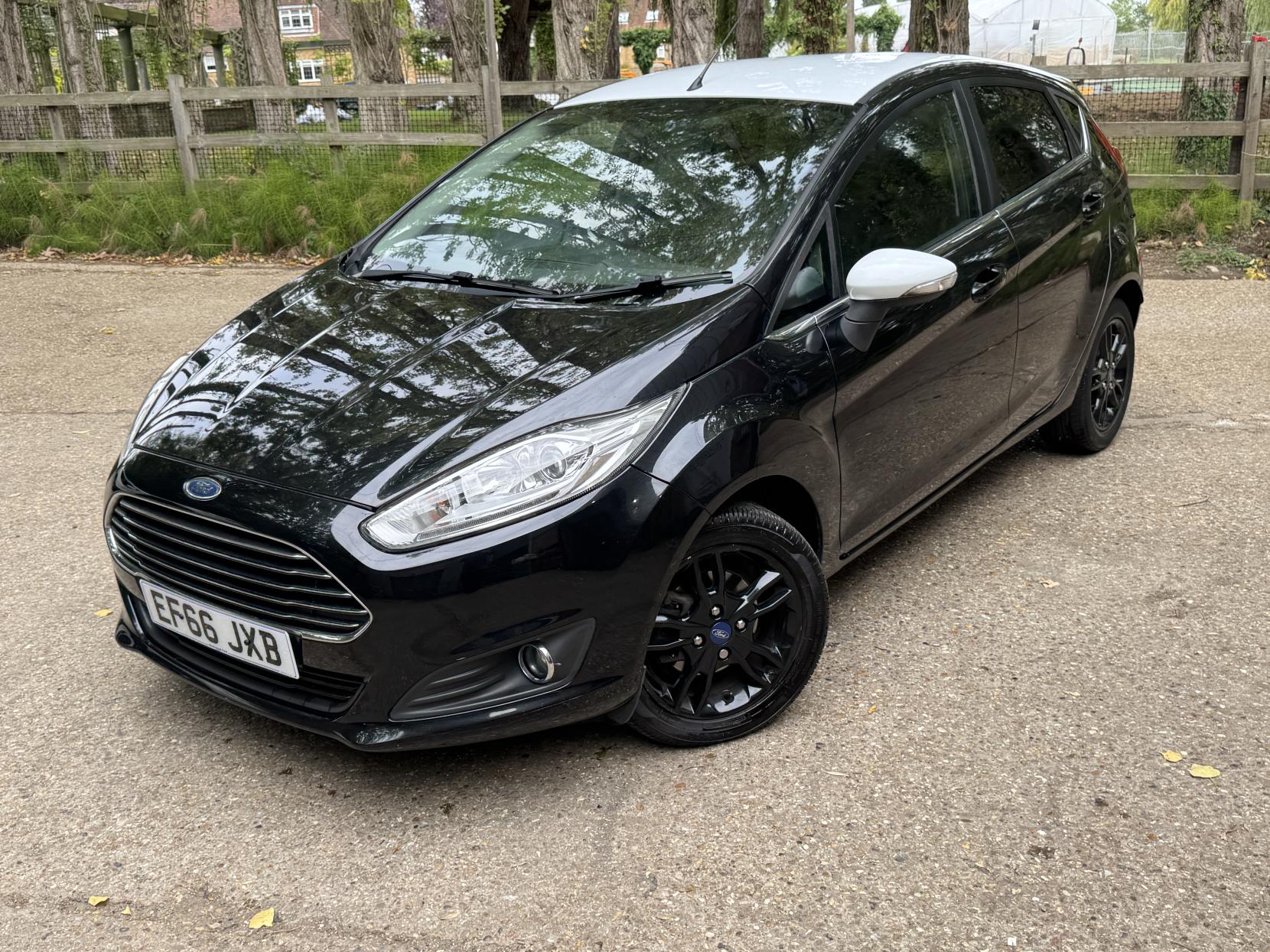 Ford Fiesta 1.0T EcoBoost Zetec Black Edition Hatchback 5dr Petrol Manual Euro 6 (s/s) (100 ps)