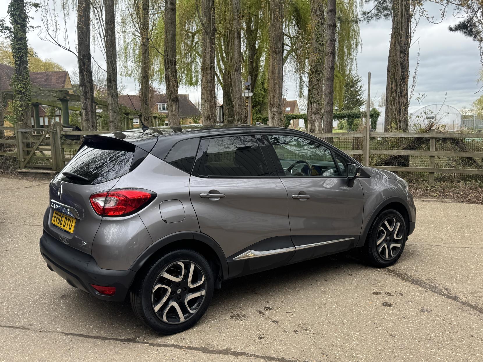 Renault Captur 0.9 TCe ENERGY Dynamique S Nav SUV 5dr Petrol Manual Euro 6 (s/s) (90 ps)
